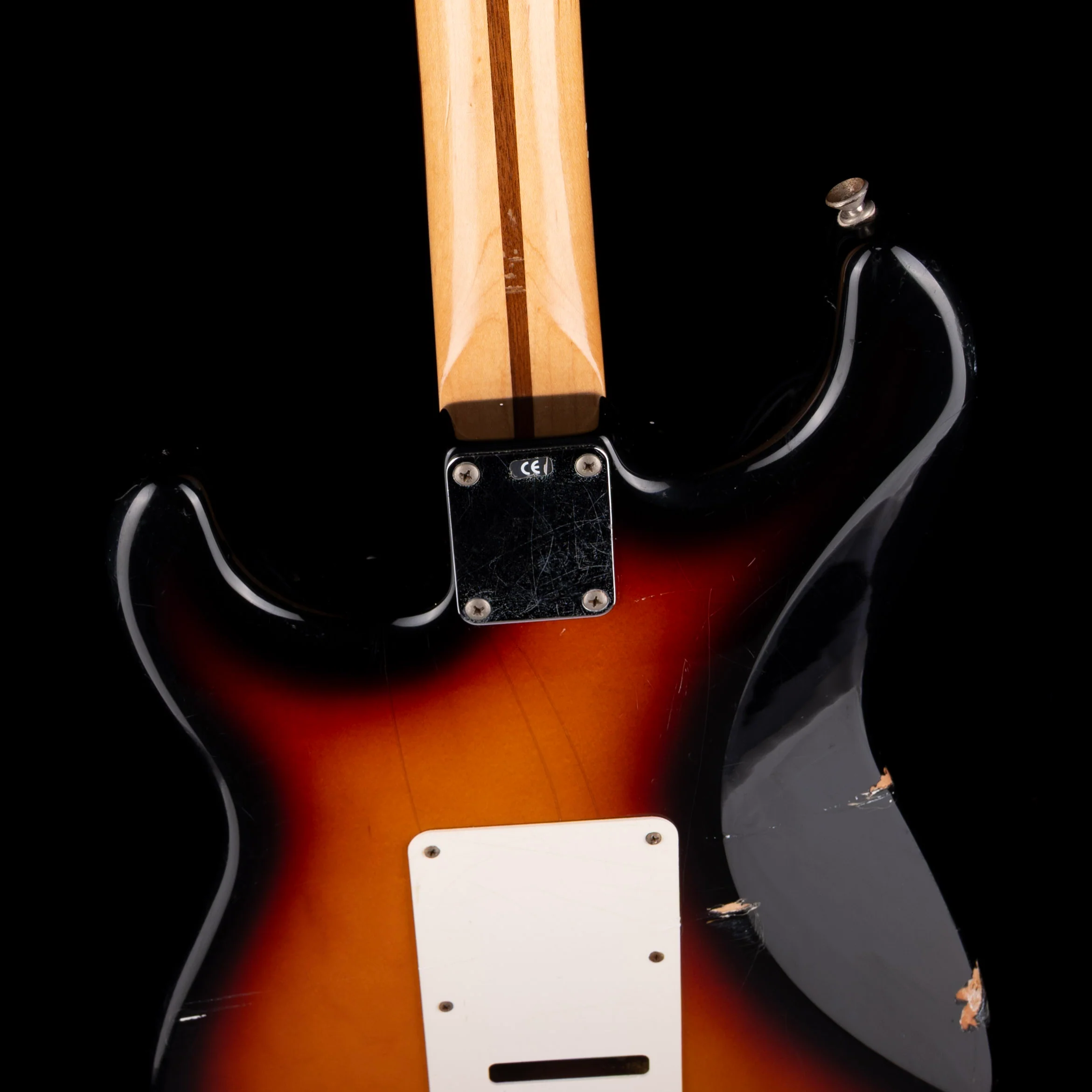 Used 2000 Fender Standard Stratocaster 3-Tone Sunburst with Gig Bag - Image 10