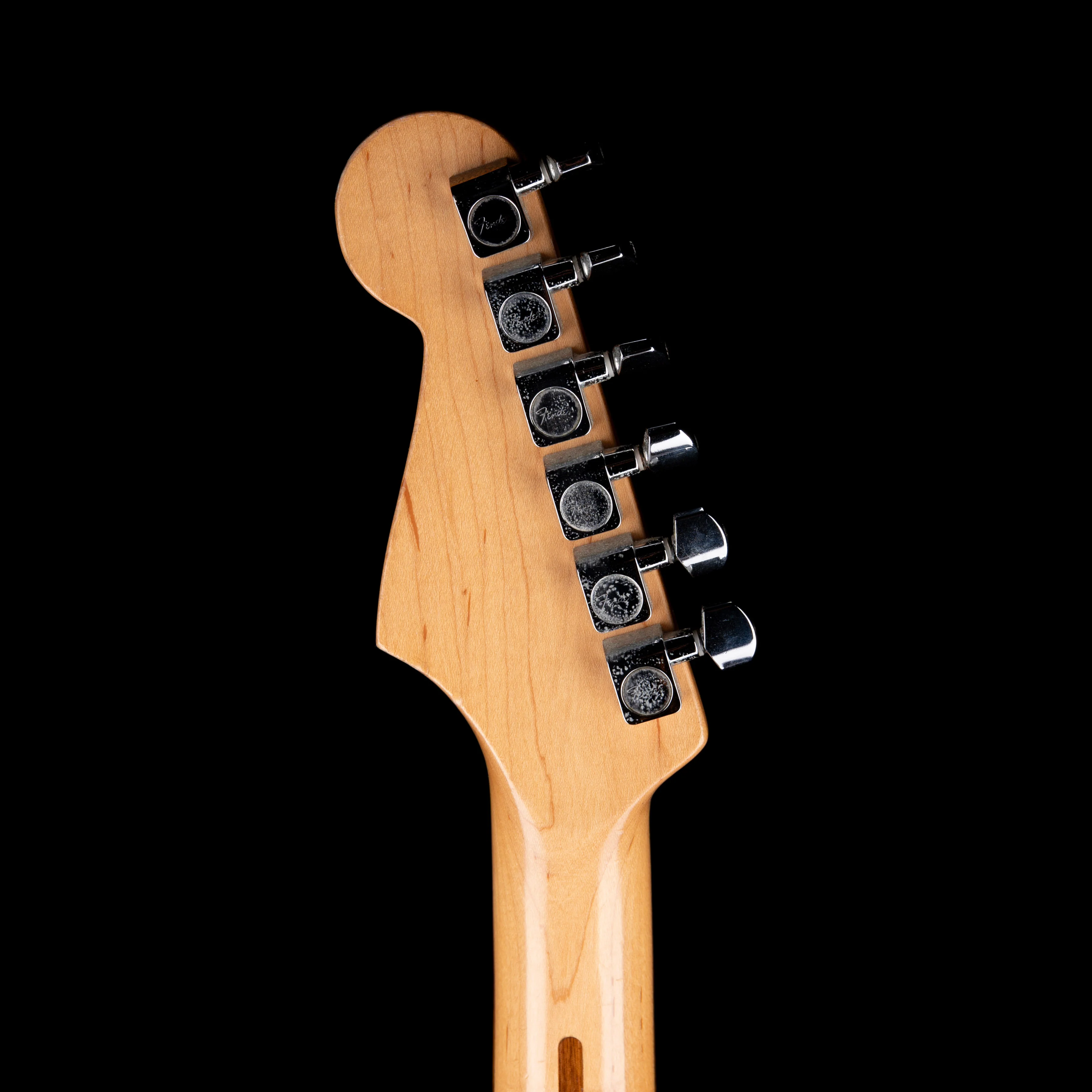 Used 2000 Fender Standard Stratocaster 3-Tone Sunburst with Gig Bag - Image 13