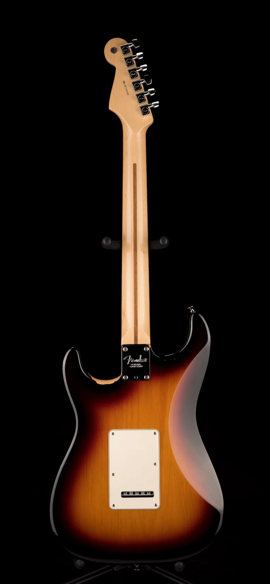 Used 2006 Fender 60th Anniversary American Series Stratocaster 3-Tone Sunburst with OHSC - Image 13