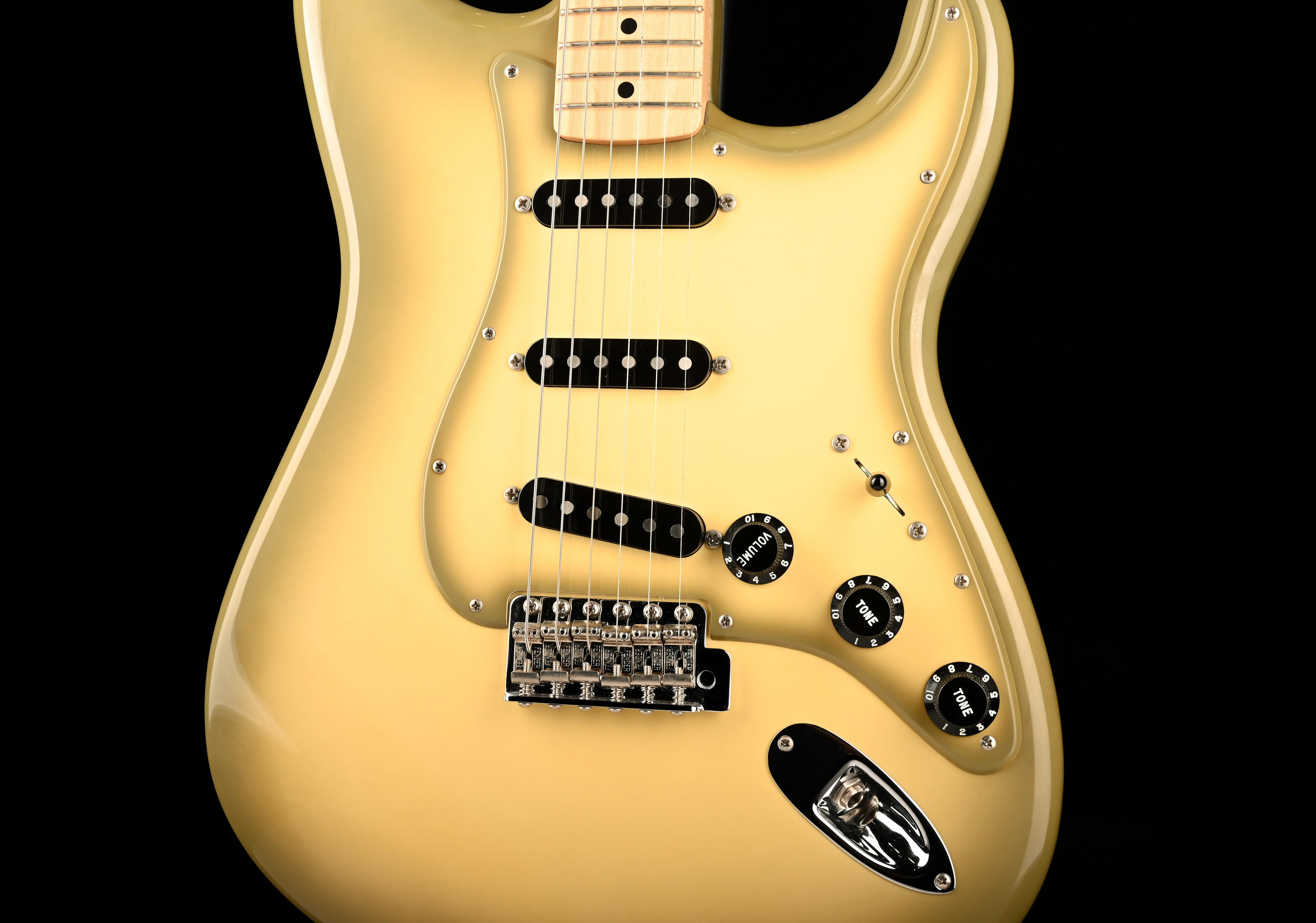 Used 2012 Fender Antigua Stratocaster with Case - Image 6