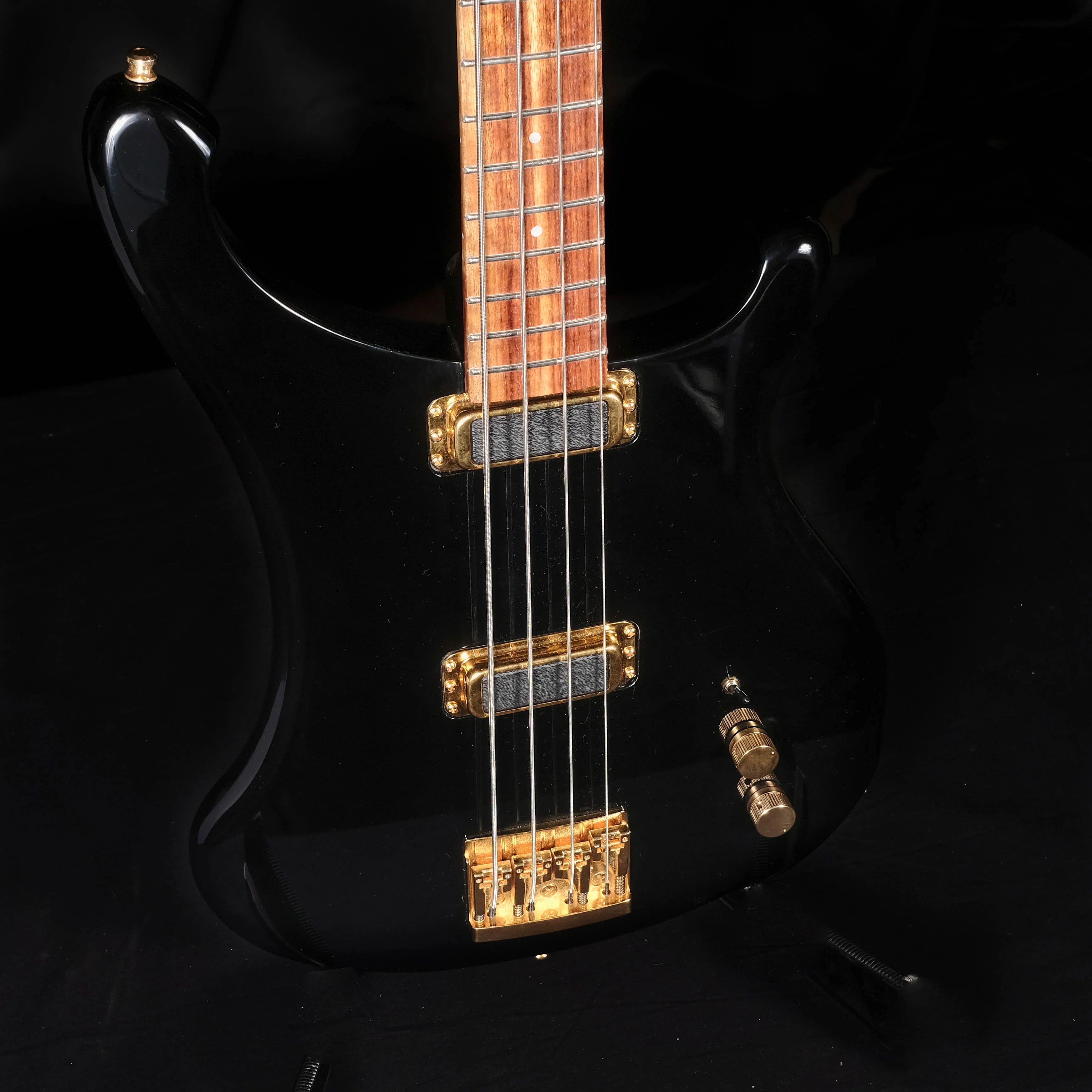 Pre Owned 2012 Rickenbacker 4004 Cheyenne Bass Guitar - JetGlo With OHSC - Image 4