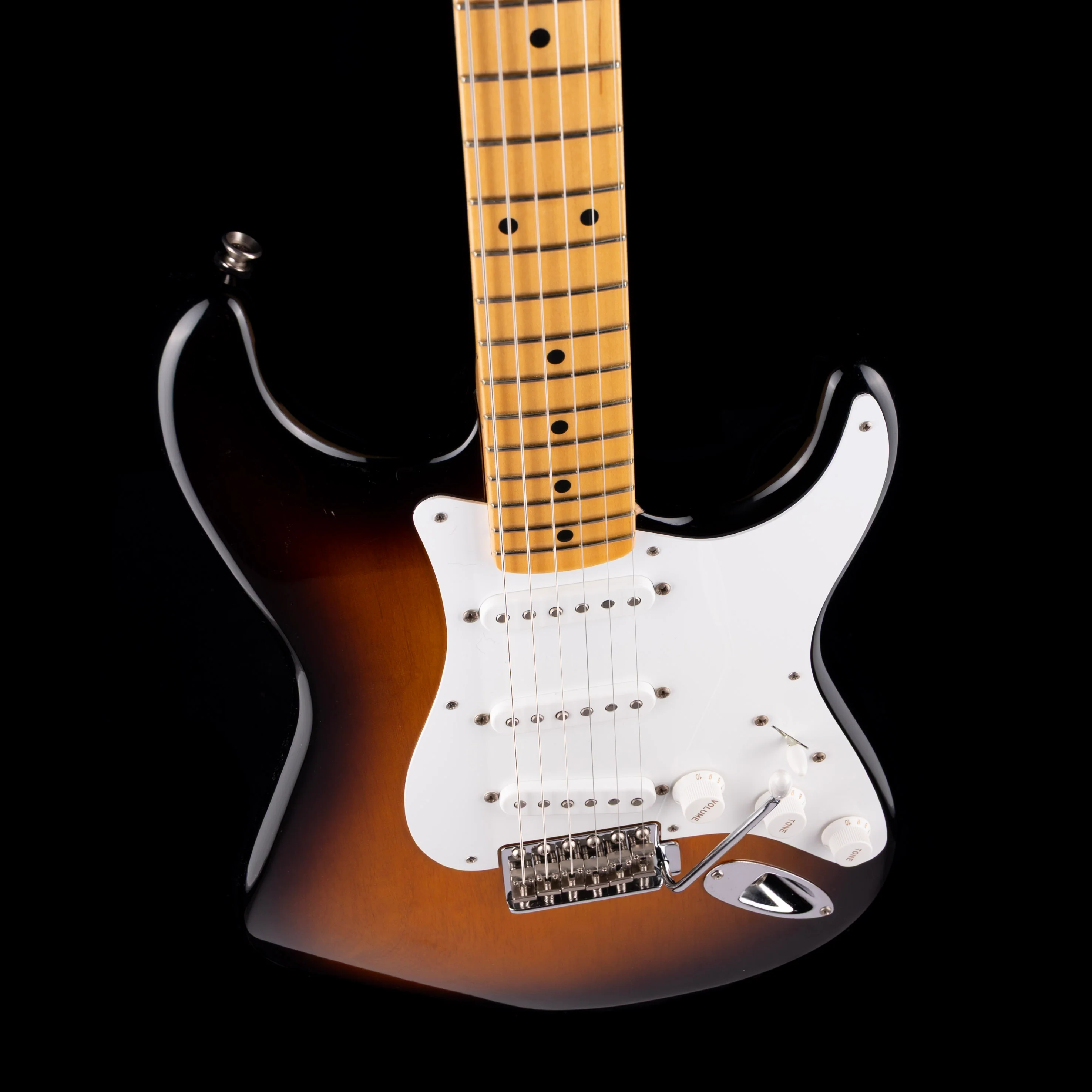 Used 2014 Fender 60th Anniversary American Vintage 1954 Stratocaster 2-Tone Sunburst with OHSC - Image 3