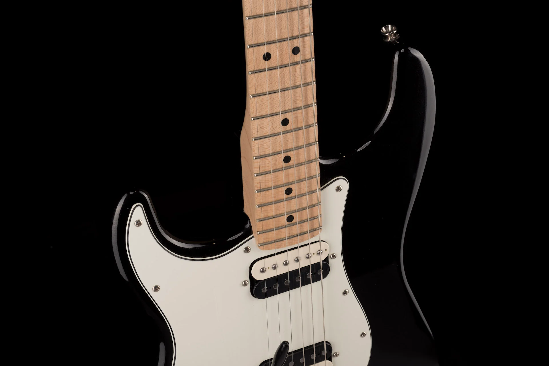 Used 2019 Squier Contemporary Stratocaster HH Left-Handed Black Metallic Electric Guitar - Image 4