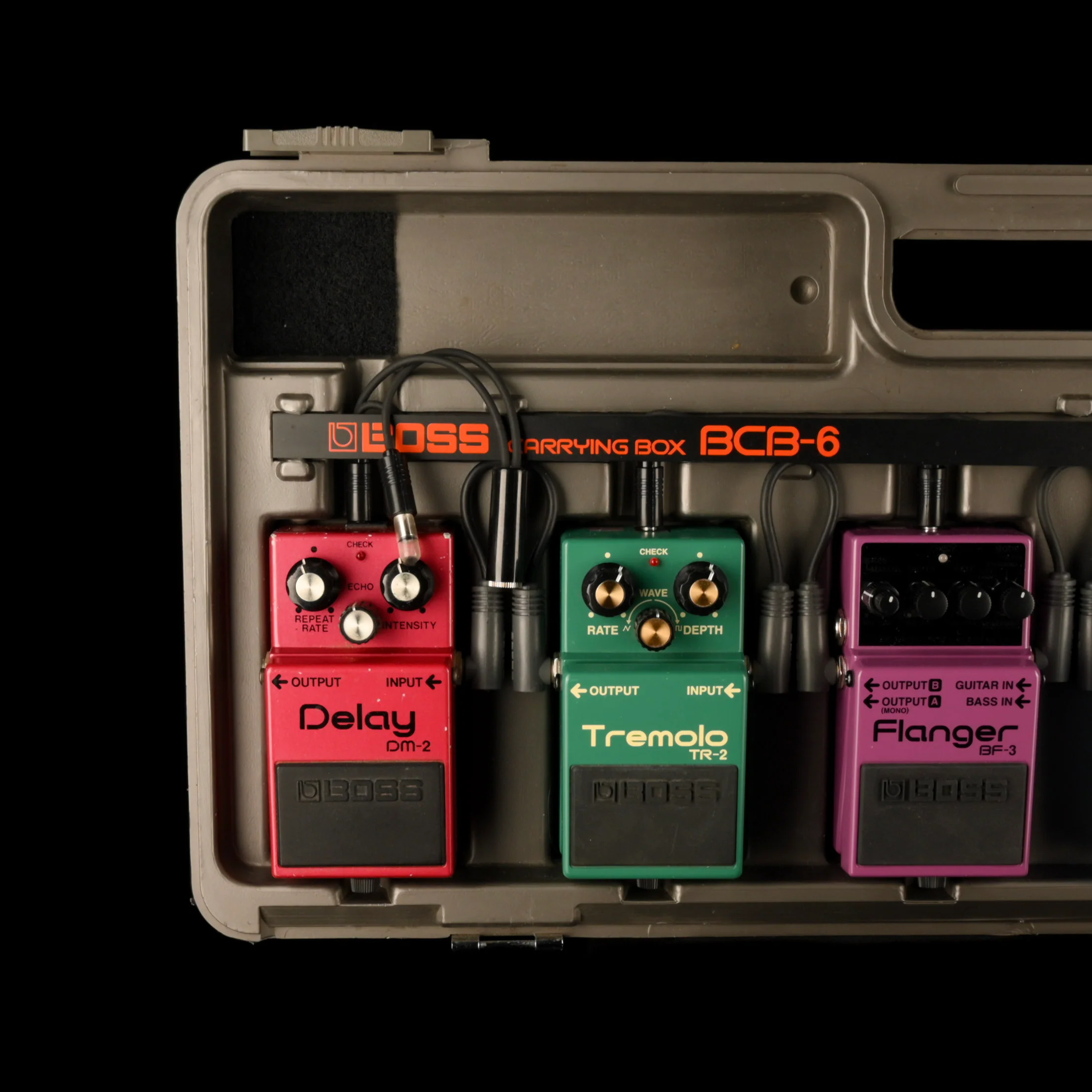 Used Boss BCB-6 Pedalboard W/ 6 Boss Pedals 3MIT & 3 MIJ DS1 OC2 CH1 BF3 TR2 DM2 - Image 4