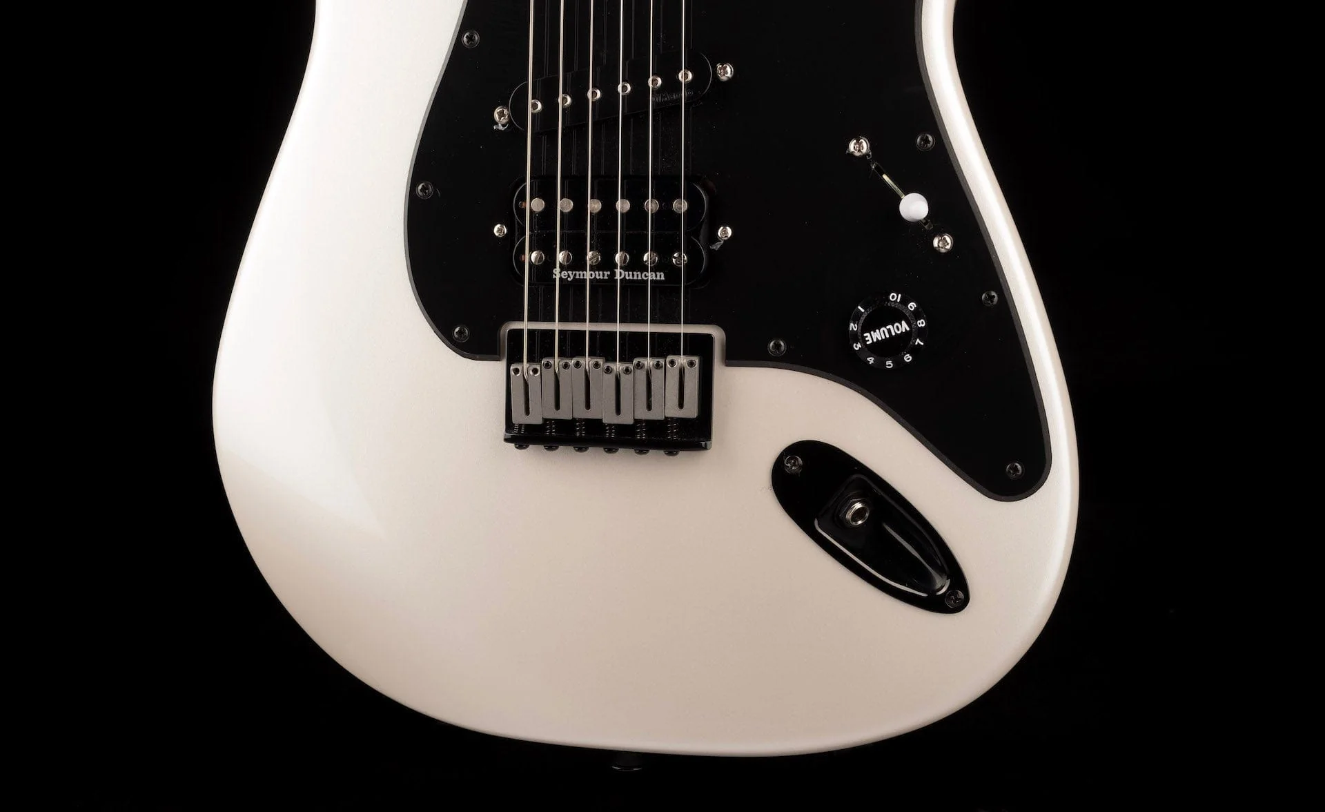 Used Charvel Jake E Lee Signature Pro-Mod So-Cal Style 1 HSS HT Pearl White - Image 5