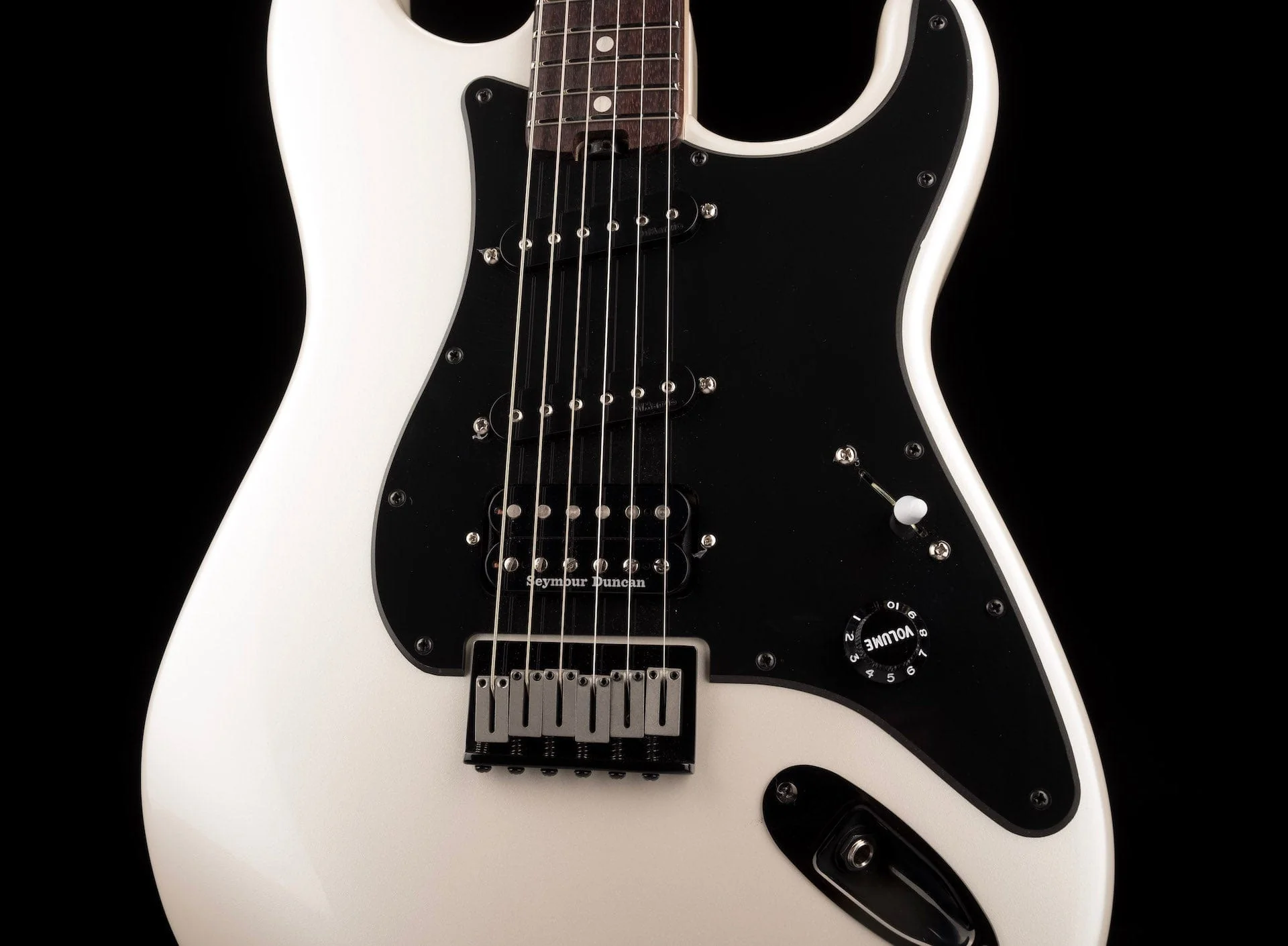 Used Charvel Jake E Lee Signature Pro-Mod So-Cal Style 1 HSS HT Pearl White - Image 6