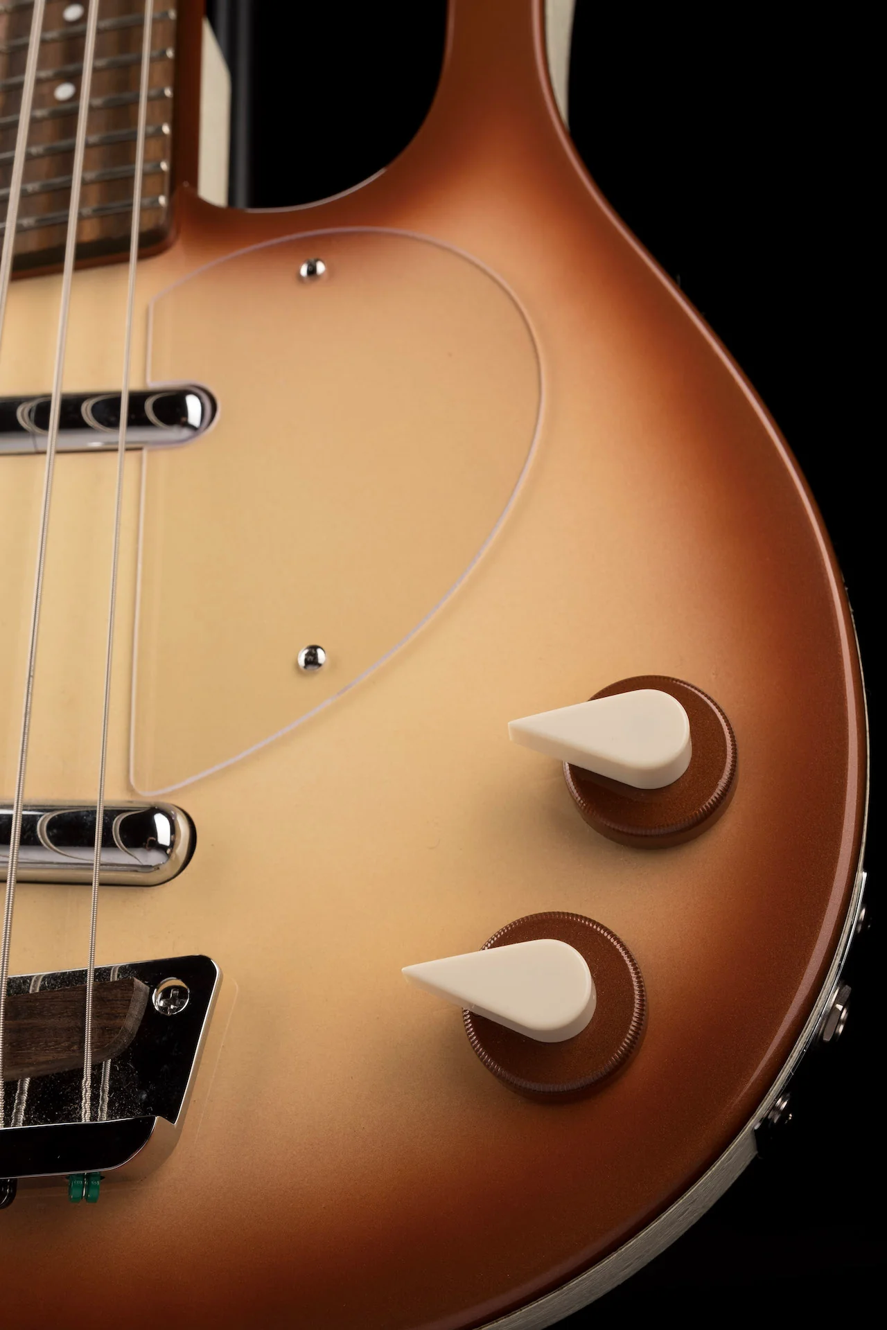 Used Danelectro Longhorn Short-Scale Electric Bass Copper Burst - Image 7