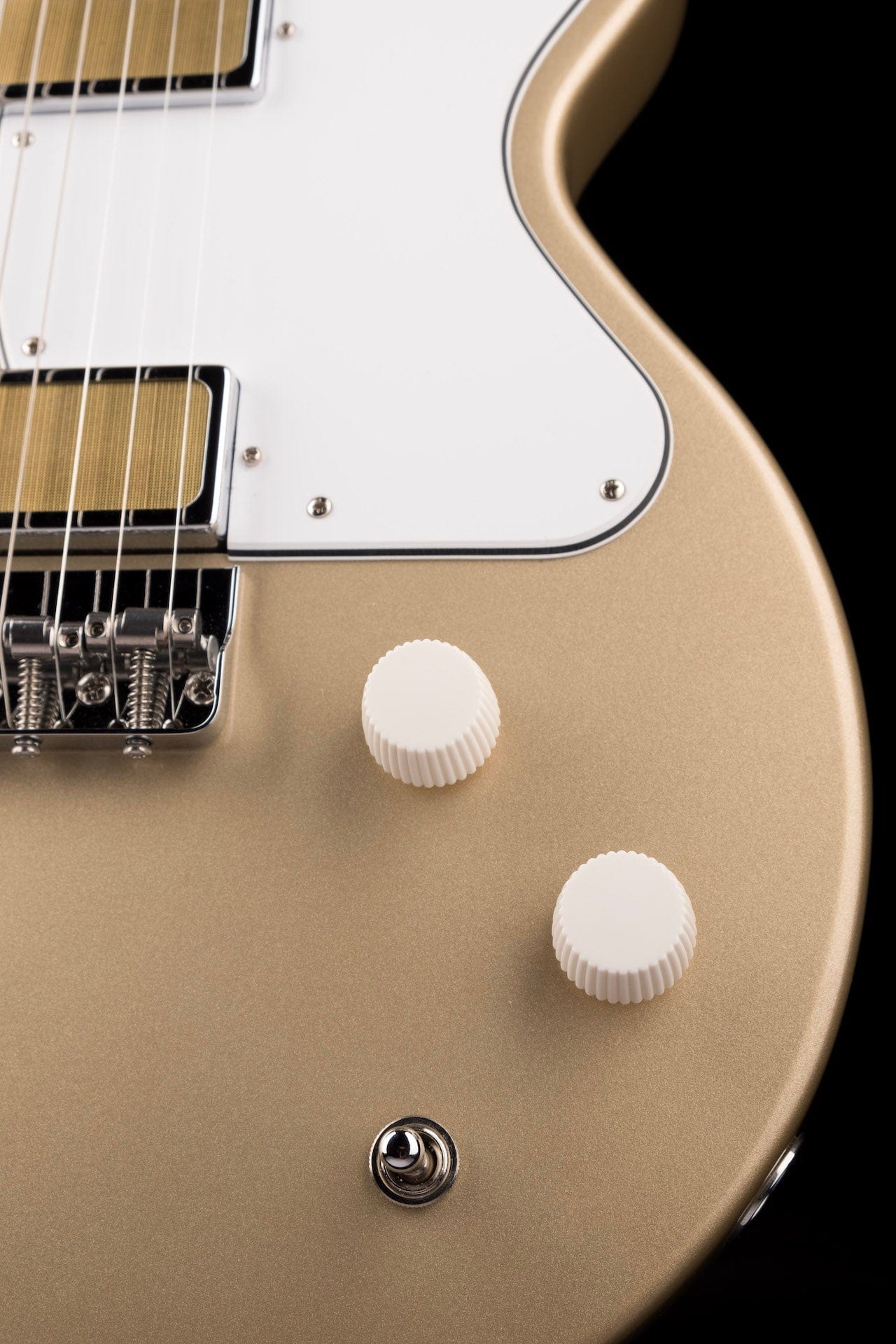 Used Harmony Standard Rebel Champagne with Mono Case - Image 8