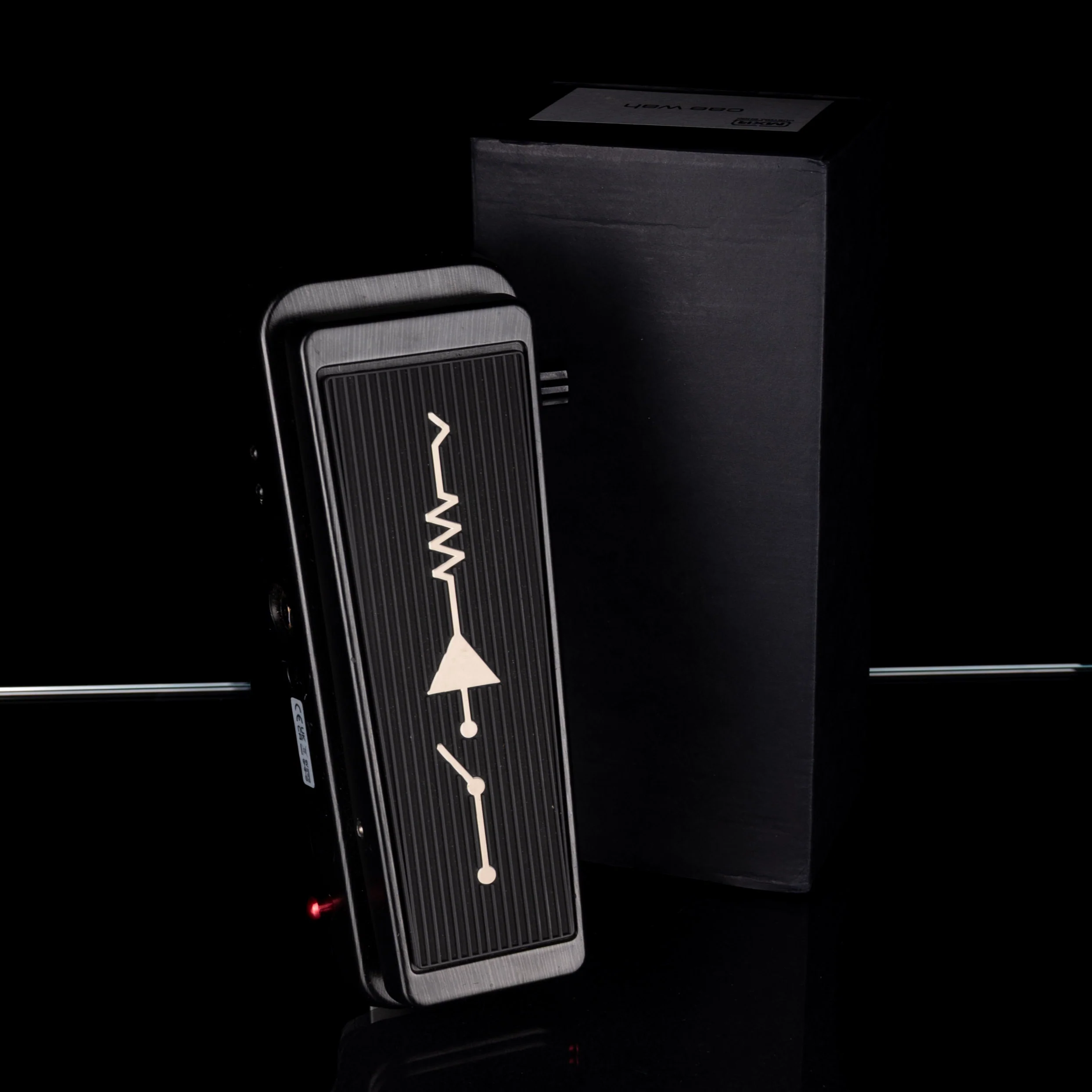Used Dunlop Custom Audio Electronics MC404 CAE Wah Pedal with Box - 2