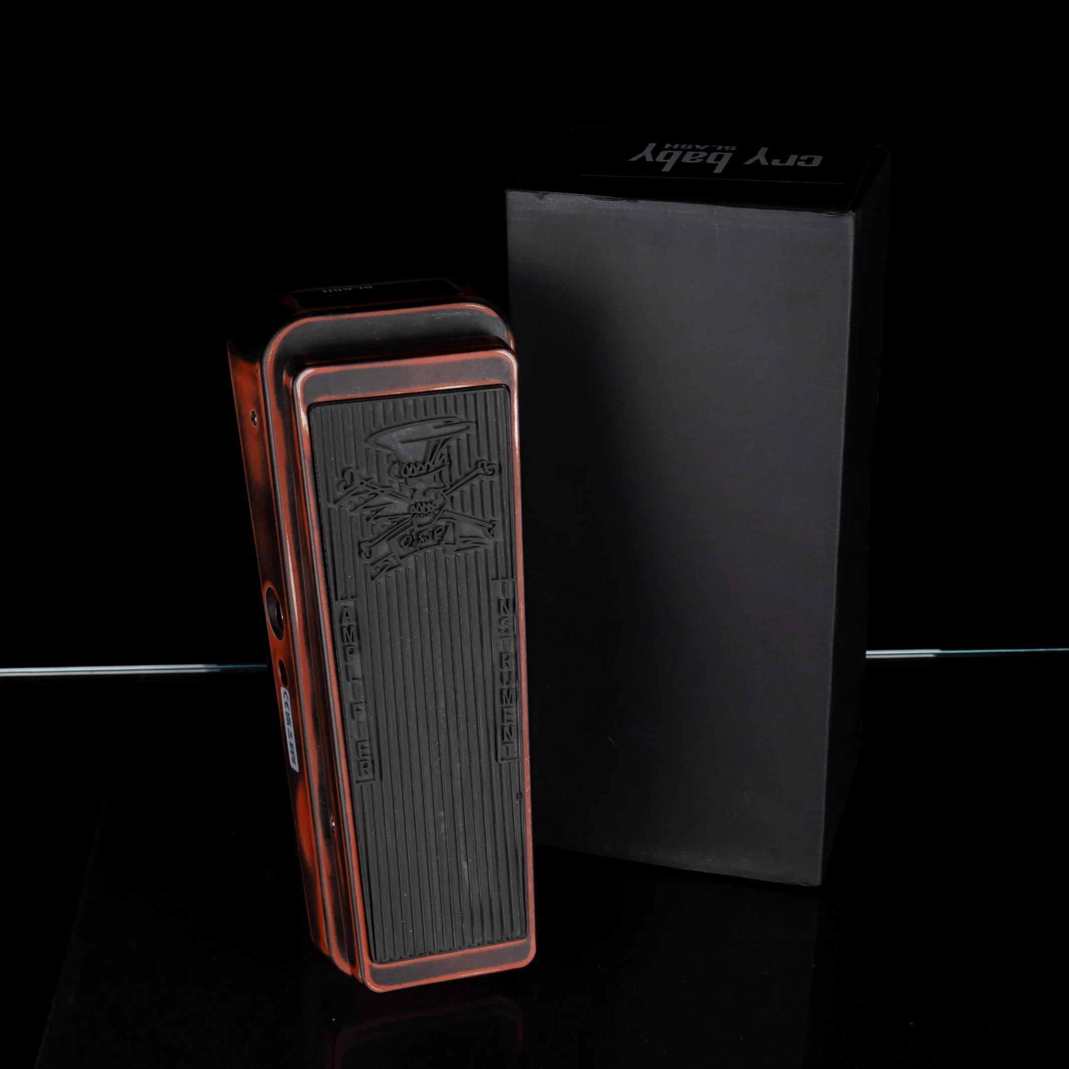 Used Dunlop Slash SC95 Cry Baby Wah Pedal with Box - 3