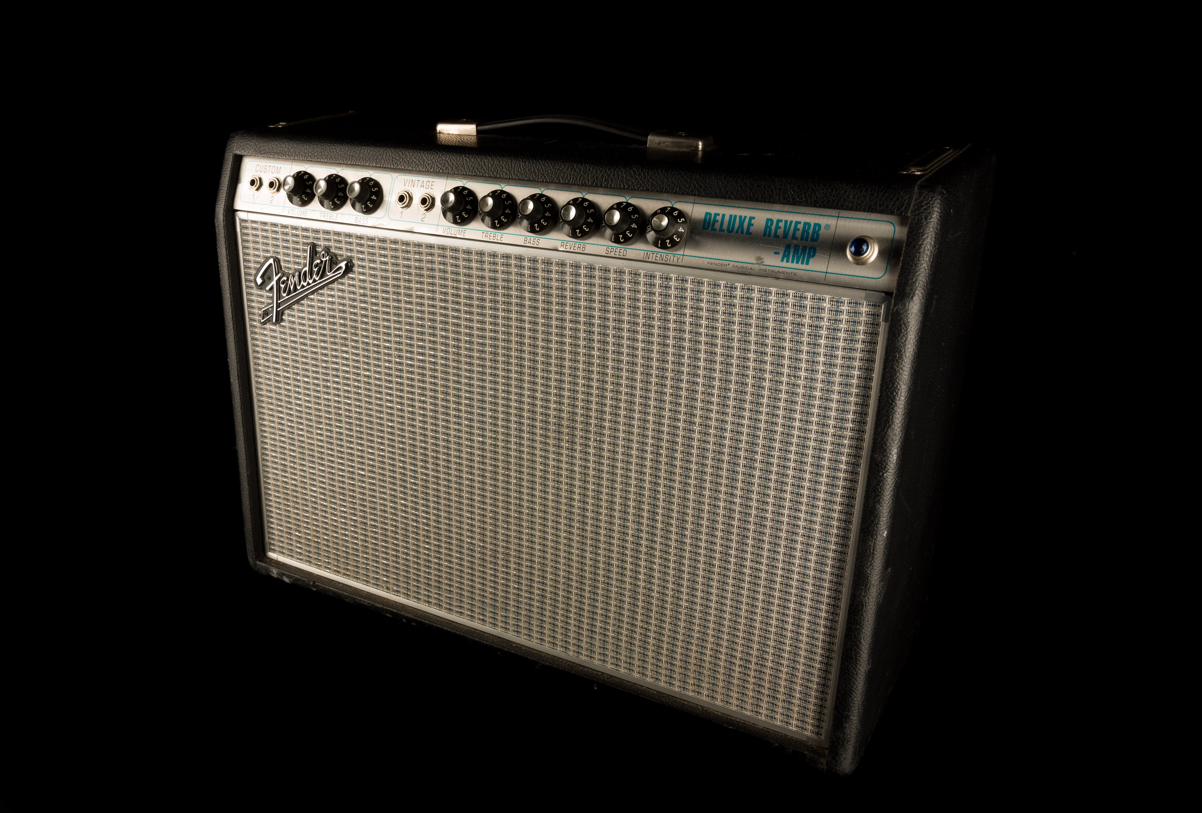 Used 2016 Fender ’68 Custom Deluxe Reverb Guitar Amp Combo With Footswitch - Image 2