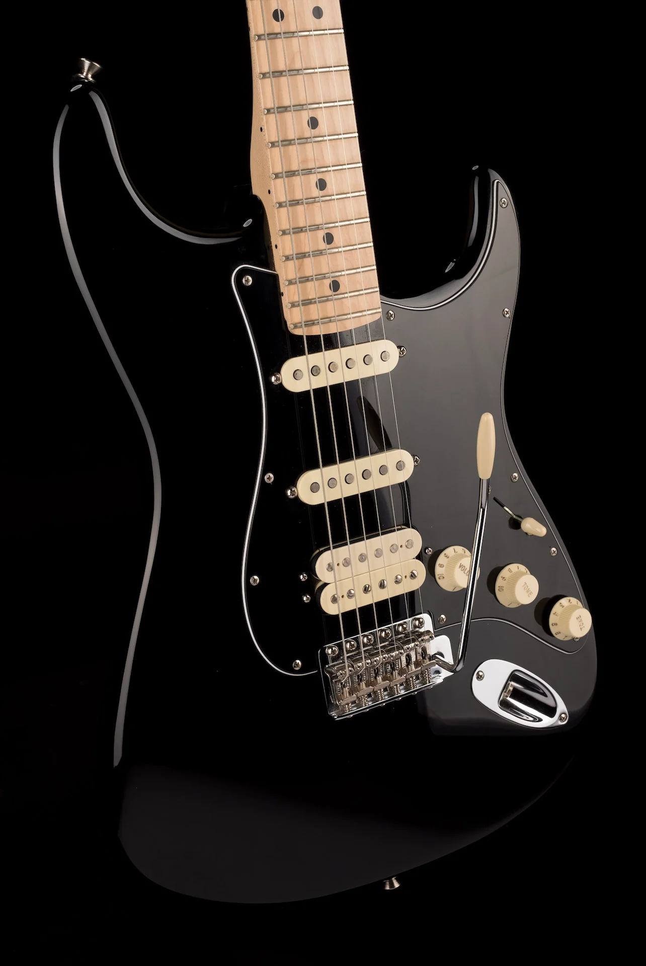 Used 2018 Fender American Performer Stratocaster HSS Black with Gig Bag - Image 10