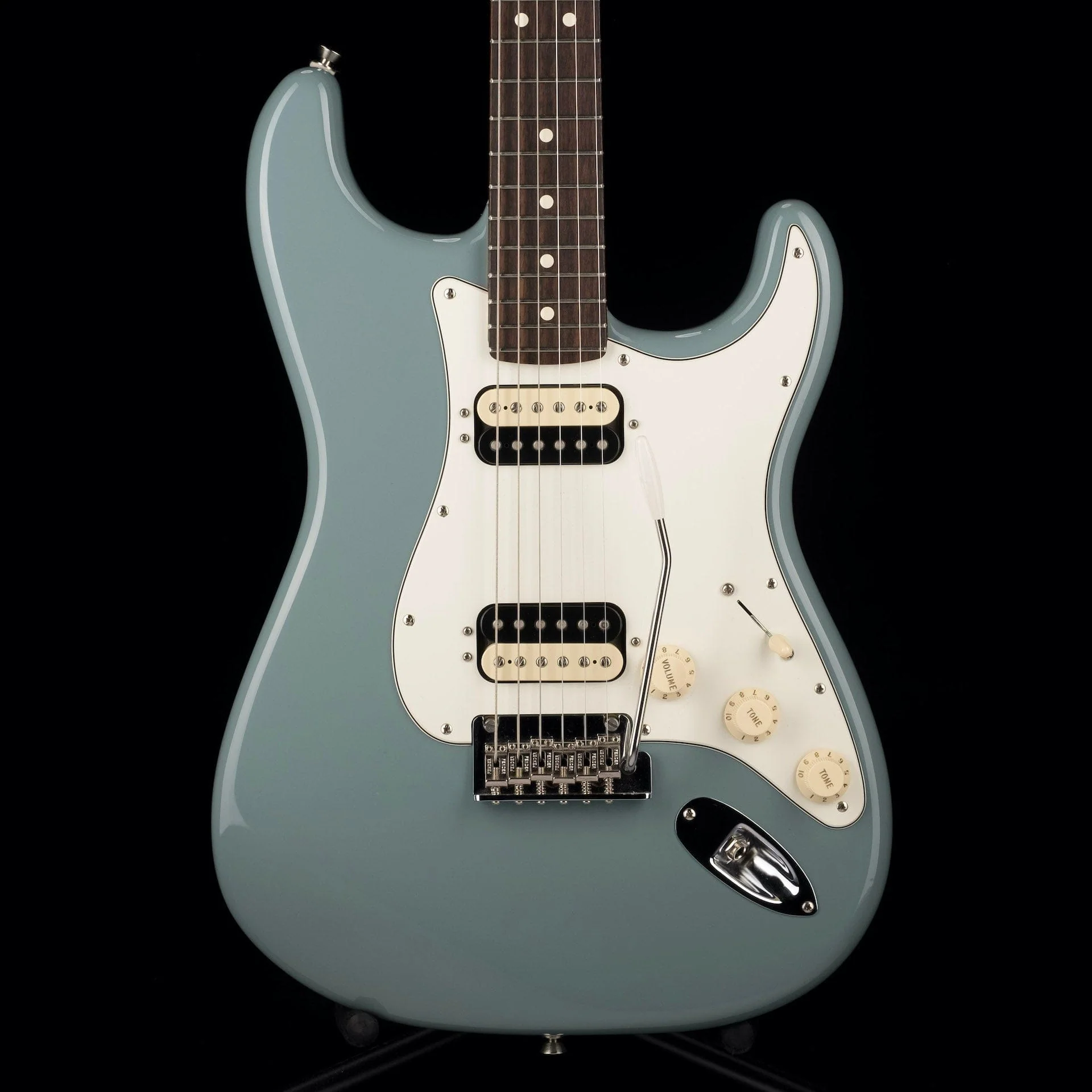Used 2019 Fender American Pro Stratocaster HH ShawBucker Sonic Gray With Gig Bag