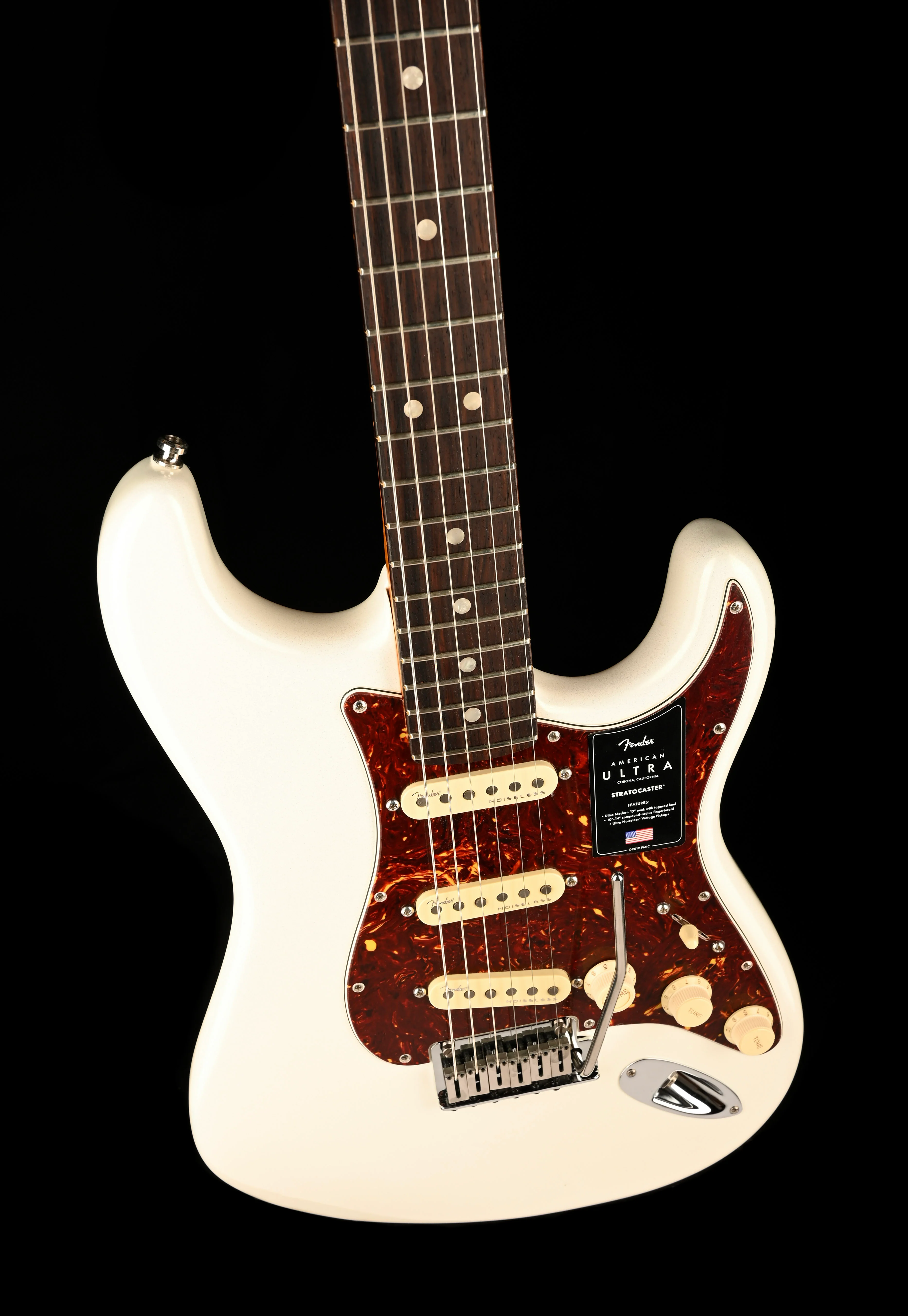 Used Fender American Ultra Stratocaster Rswd Fingerboard Arctic Pearl With Case - Image 4