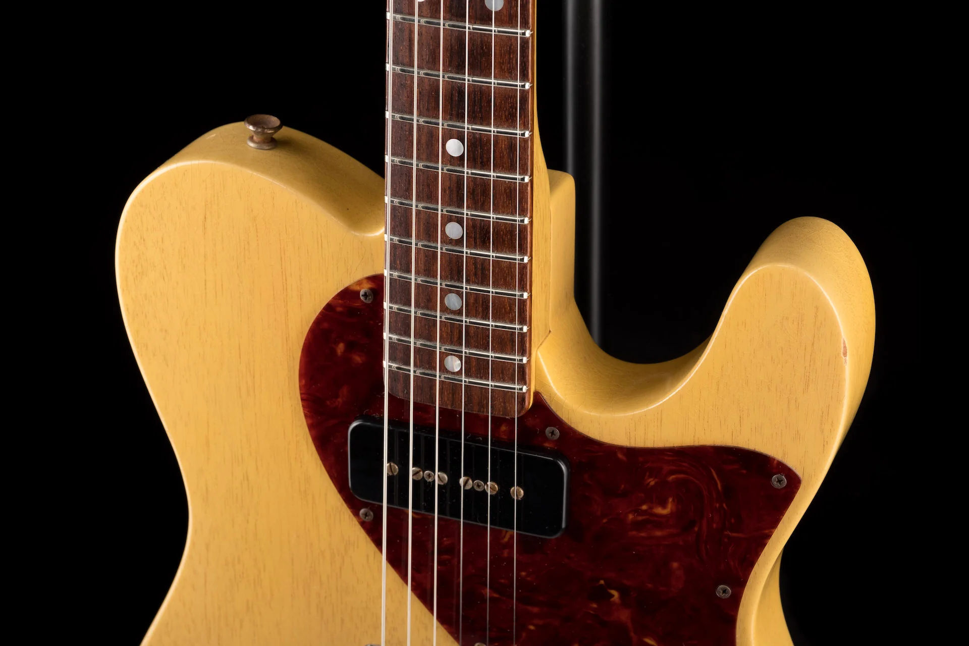 Pre Owned 2011 Fender Custom Shop Dale Wilson 60's Telecaster Relic TV Yellow Transparent OHSC - Image 3