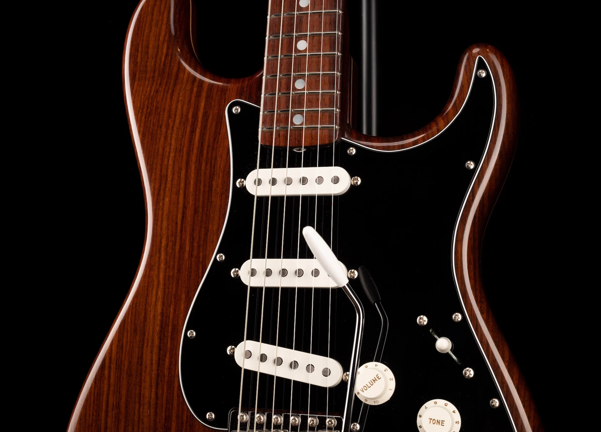 Pre-Owned Fender Custom Shop Masterbuilt Paul Waller '68 Rosewood Strat With OHSC - Image 6
