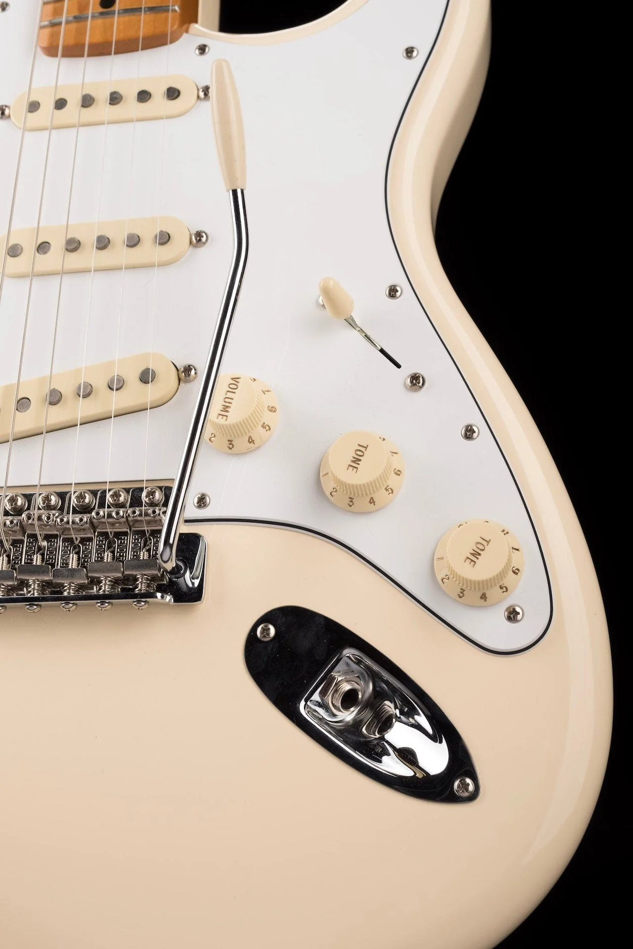 Used Fender Jimi Hendrix Stratocaster Olympic White with Gig Bag - Image 8