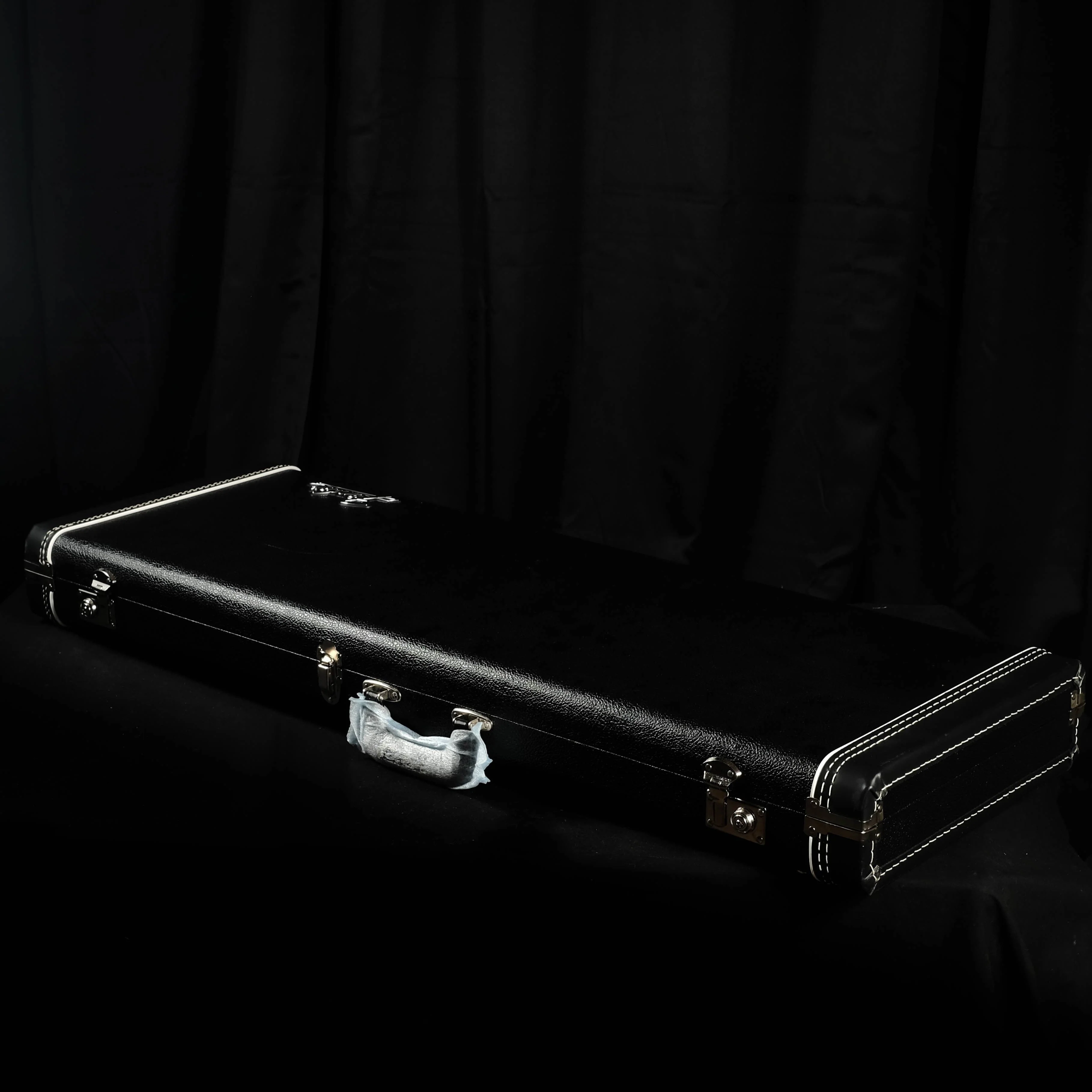 Used Fender Limited Edition American Pro Telecaster Vintage White Gold Hardware G&G Case - Image 10