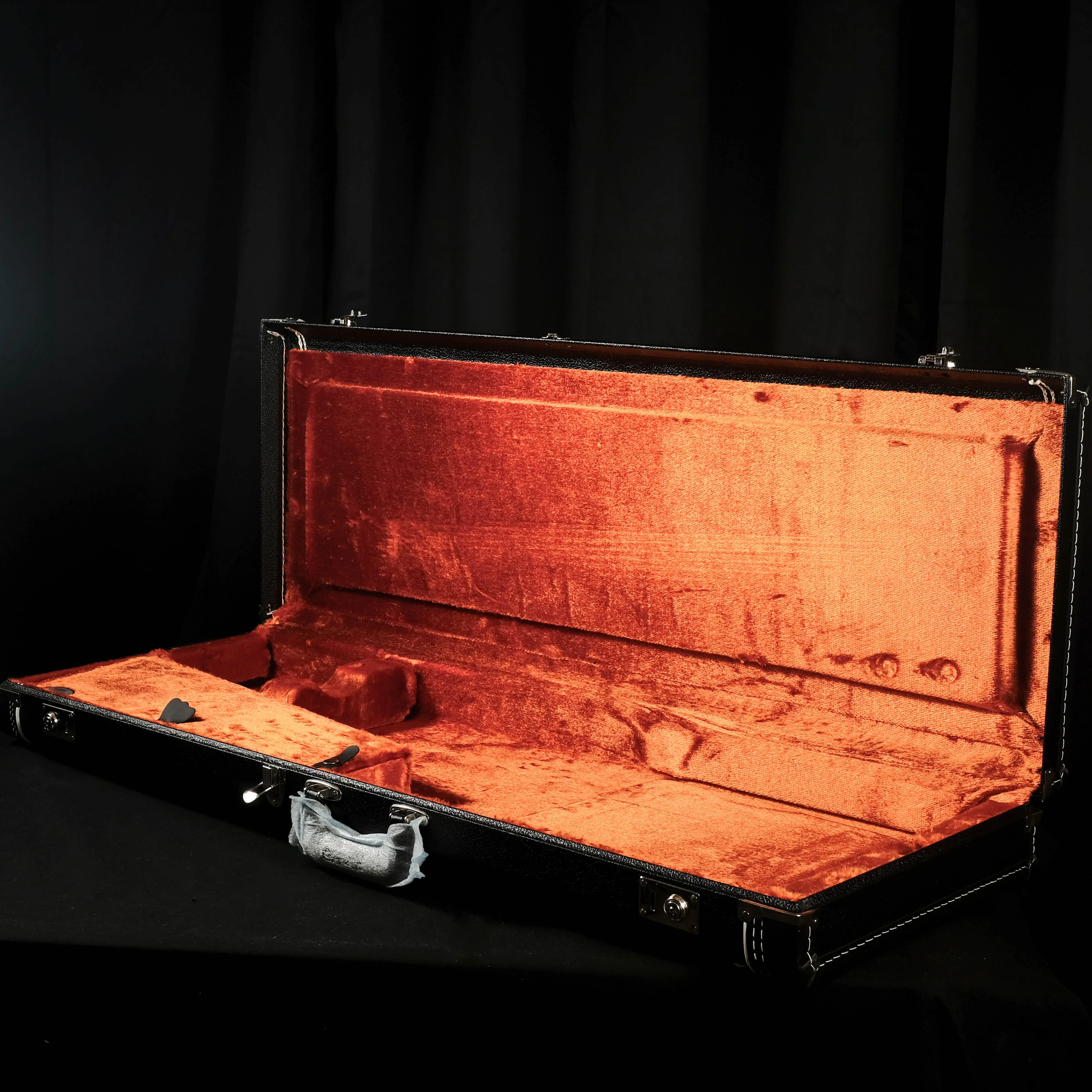 Used Fender Limited Edition American Pro Telecaster Vintage White Gold Hardware G&G Case - Image 11