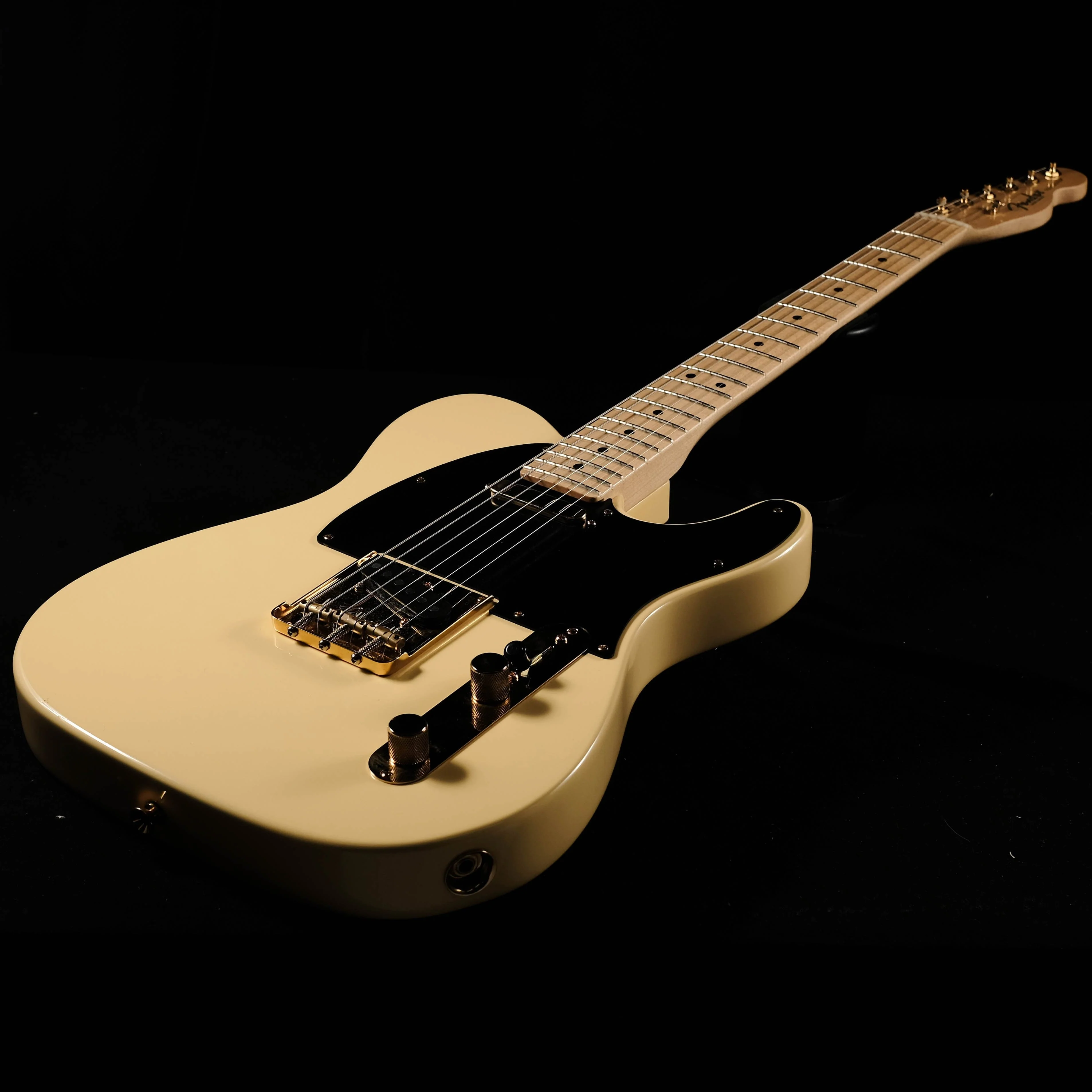 Used Fender Limited Edition American Pro Telecaster Vintage White Gold Hardware G&G Case - Image 3