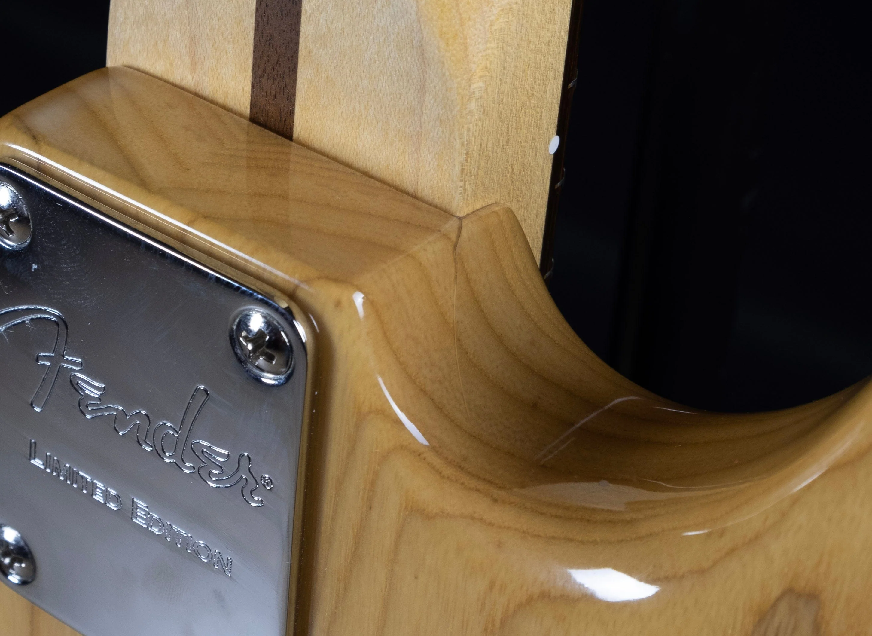 Used Fender Limited Edition American Shortboard Mustang - Image 12