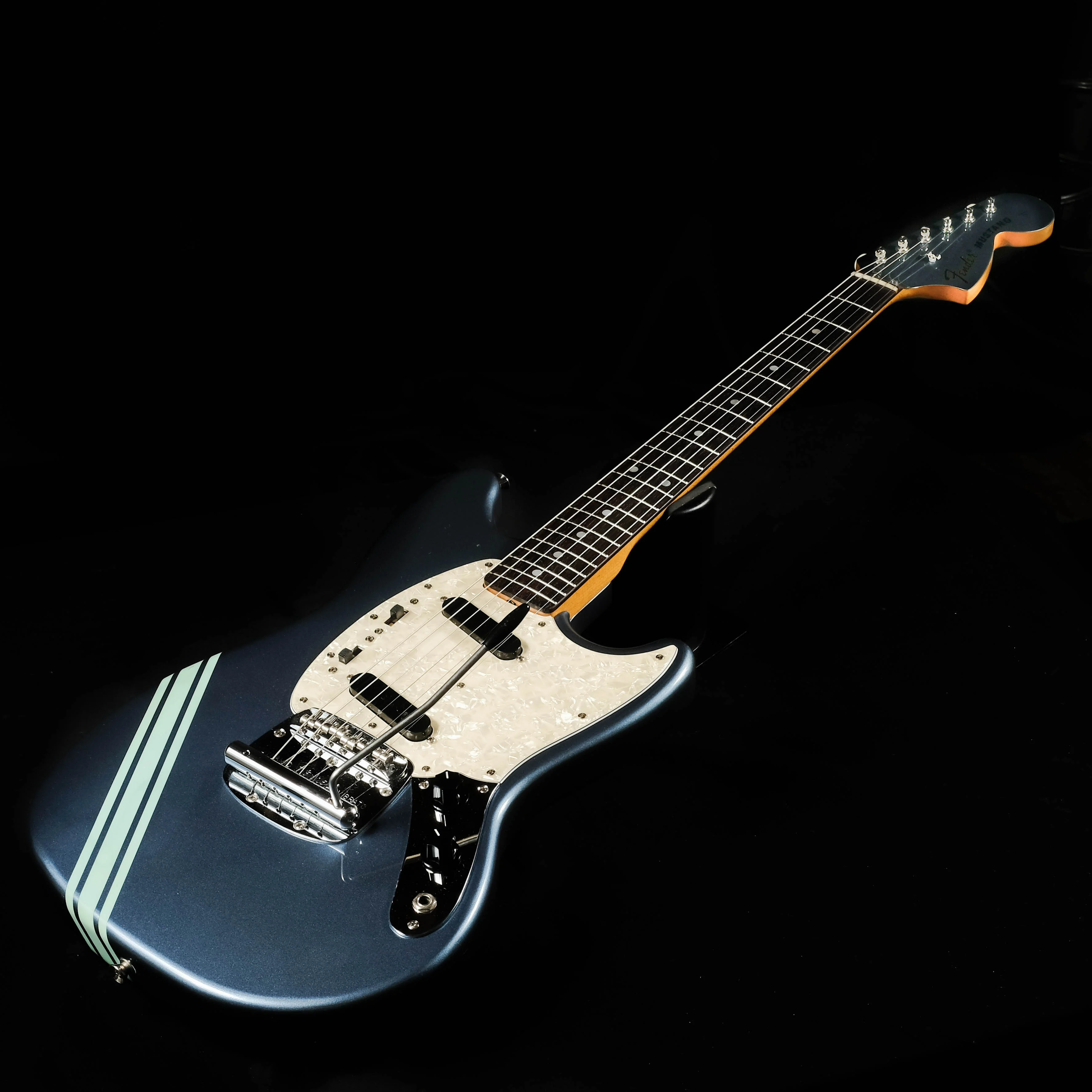 Used 1995 Fender Made In Japan Mustang - Competition Lake Placid Blue With Bag - Image 3