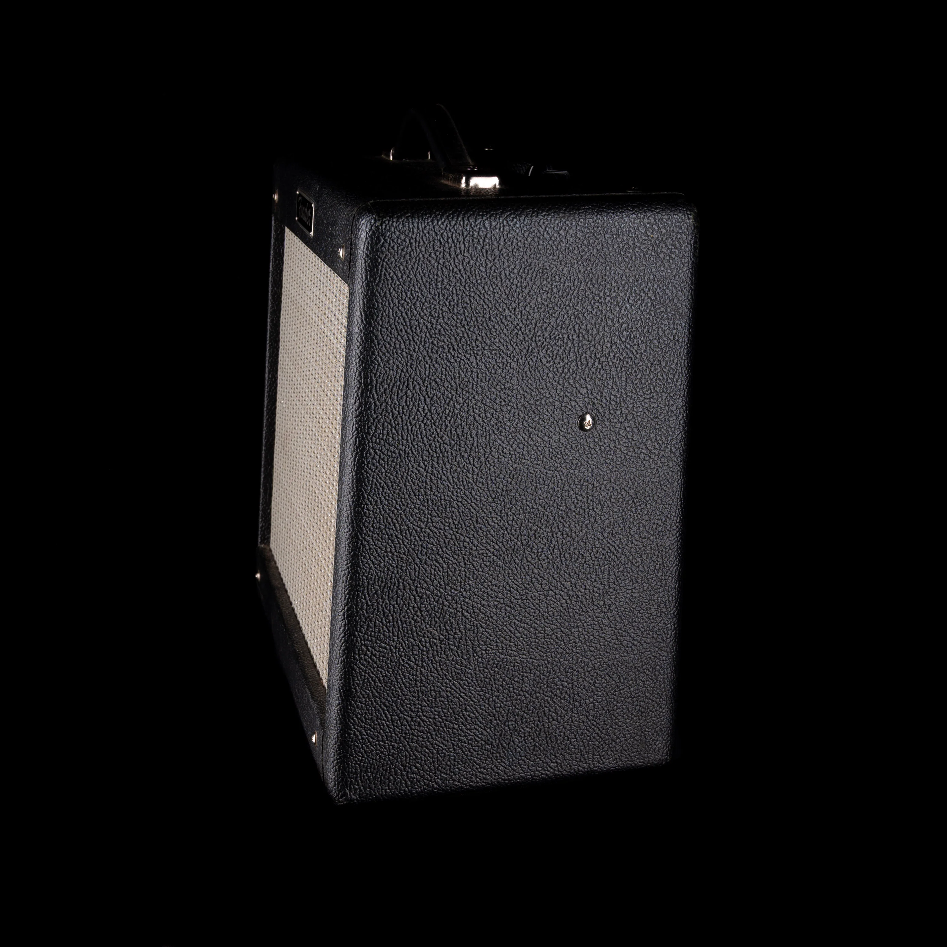 Used 2007 Fender Pro Junior Black Guitar Amplifier with Cover - #B310285 - Image 5
