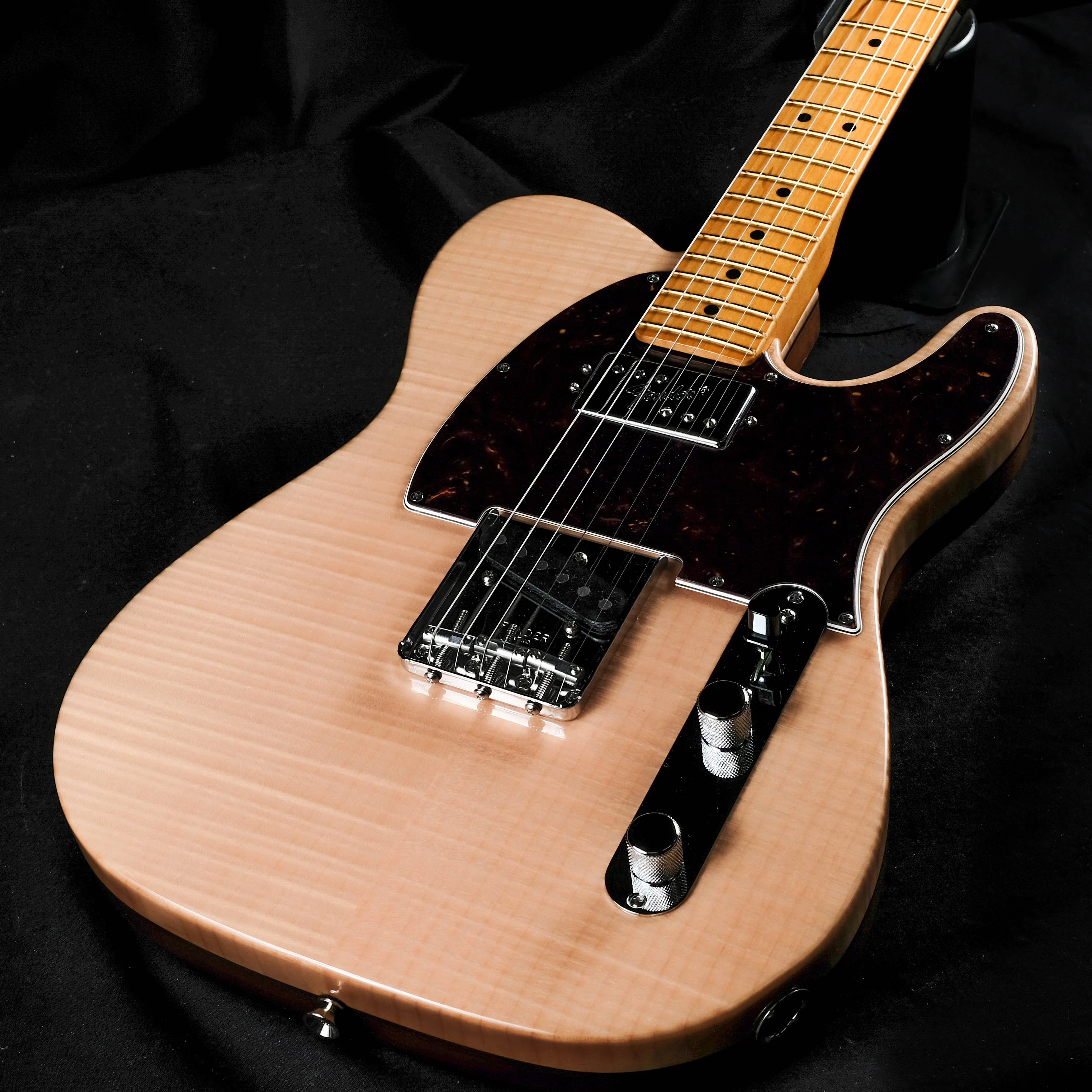 Used '19 Fender Rarities Flame Maple Top Chambered Telecaster Natural w/ OHSC - Image 10