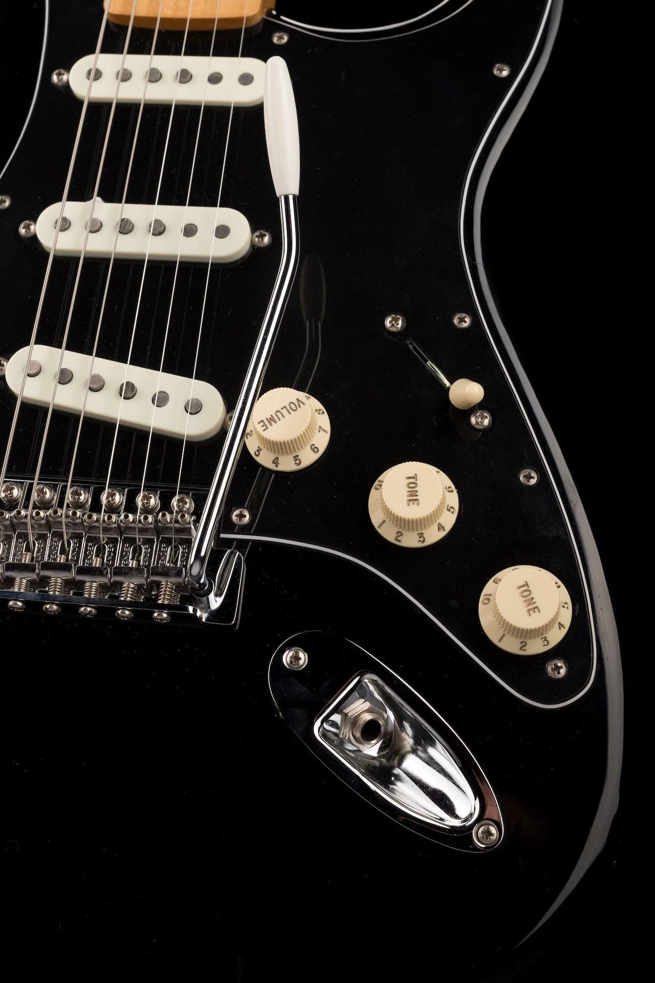 Used Fender Special Run Standard Strat With Custom Shop Pickups Black - Image 8