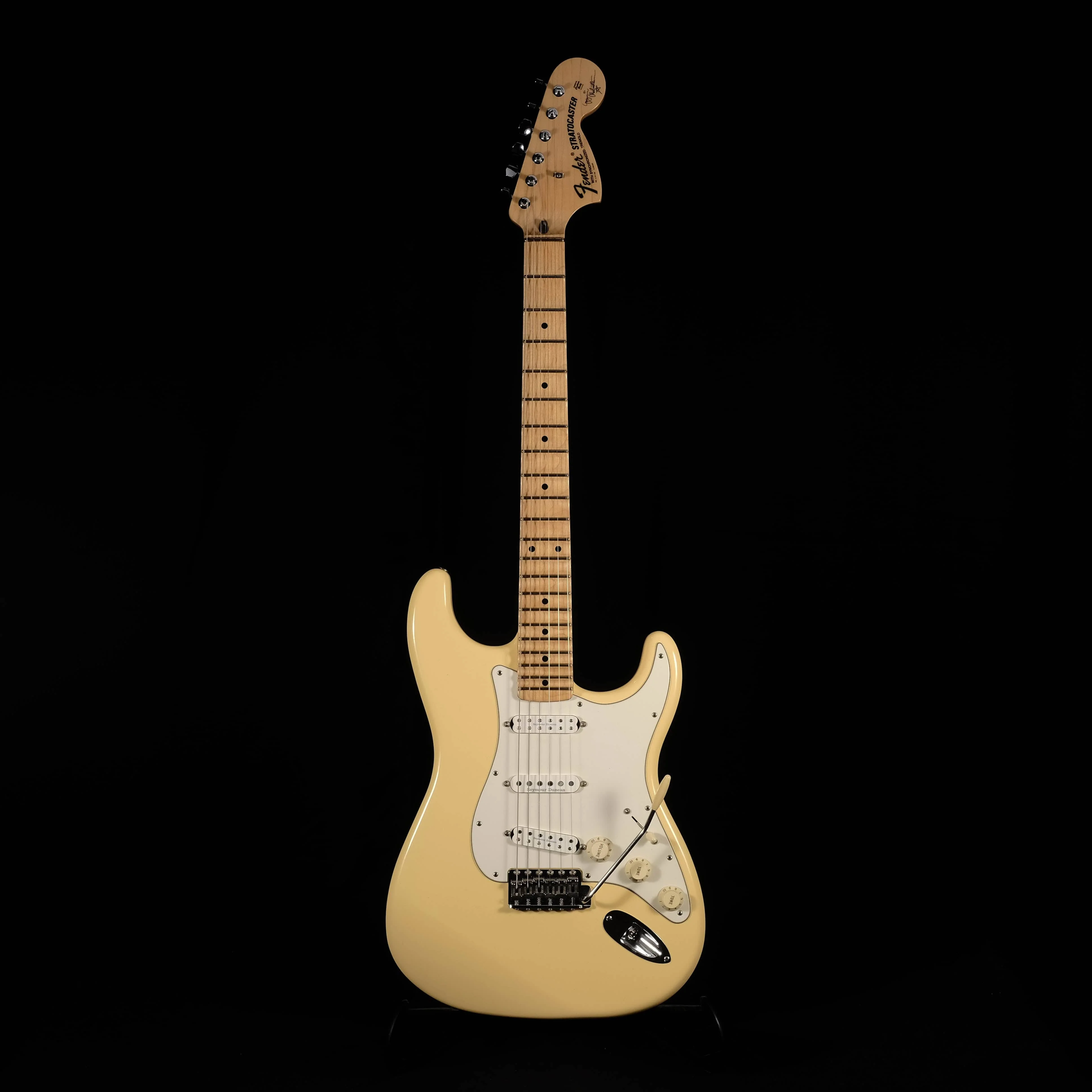 Pre Owned Fender Yngwie Malmsteen Stratocaster Vintage White OHSC With UPGRADES! - Image 2