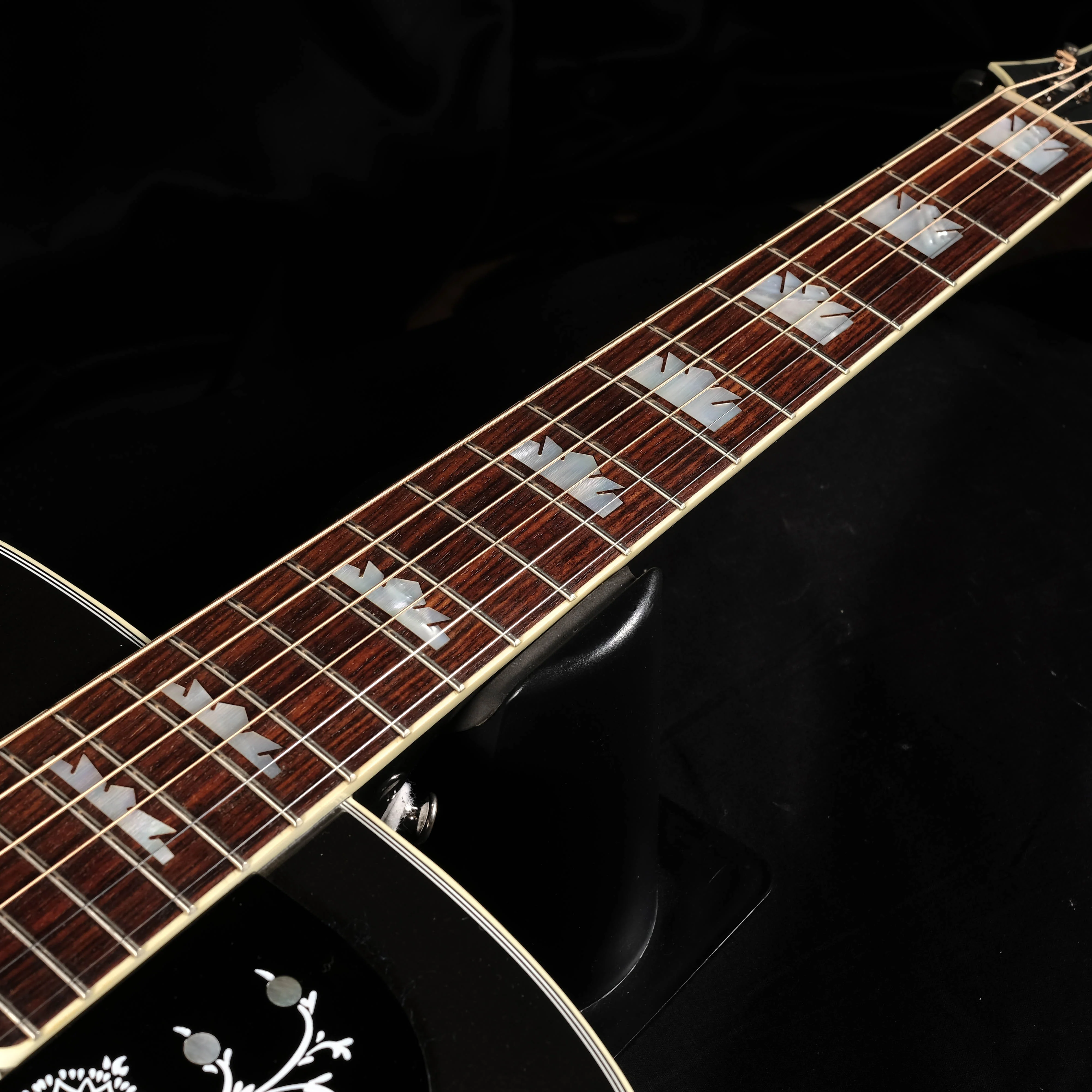 Pre Owned 2014 Gibson Custom Shop SJ-200 Acoustic Guitar Trans Black With OHSC - Image 5