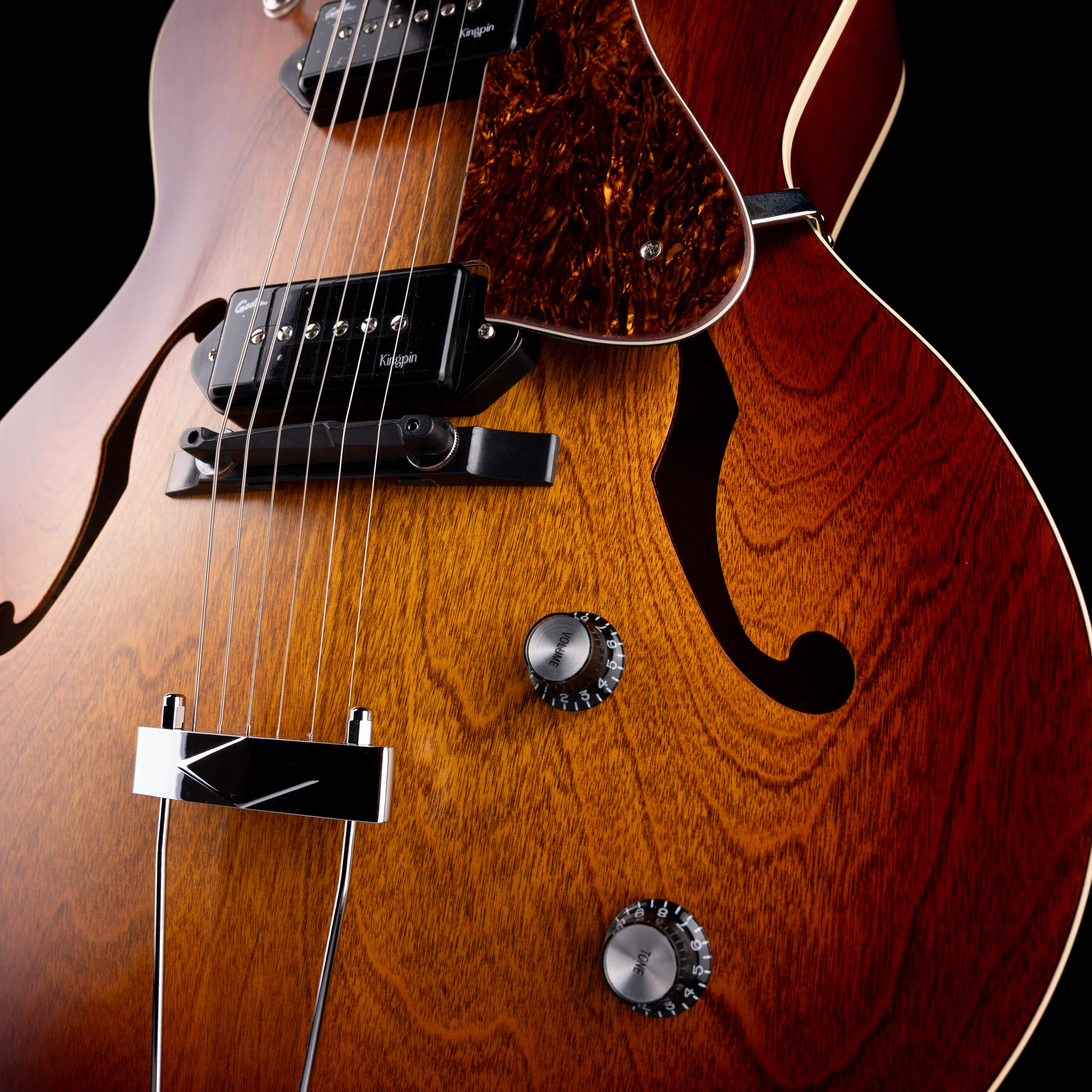 Used Godin 5th Avenue Kingpin Cognac Burst 2-P90 With Gig Bag - Image 5