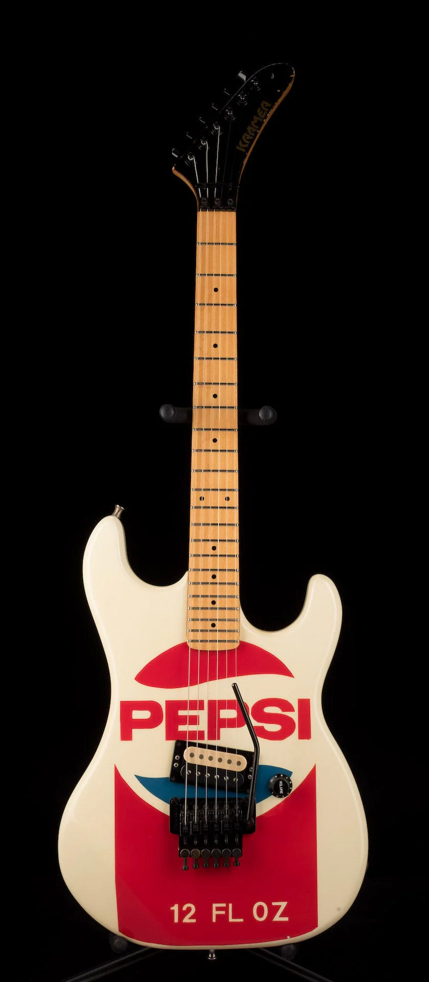 Vintage Kramer Baretta Pepsi Limited Edition with OHSC RARE!!!! - Image 2