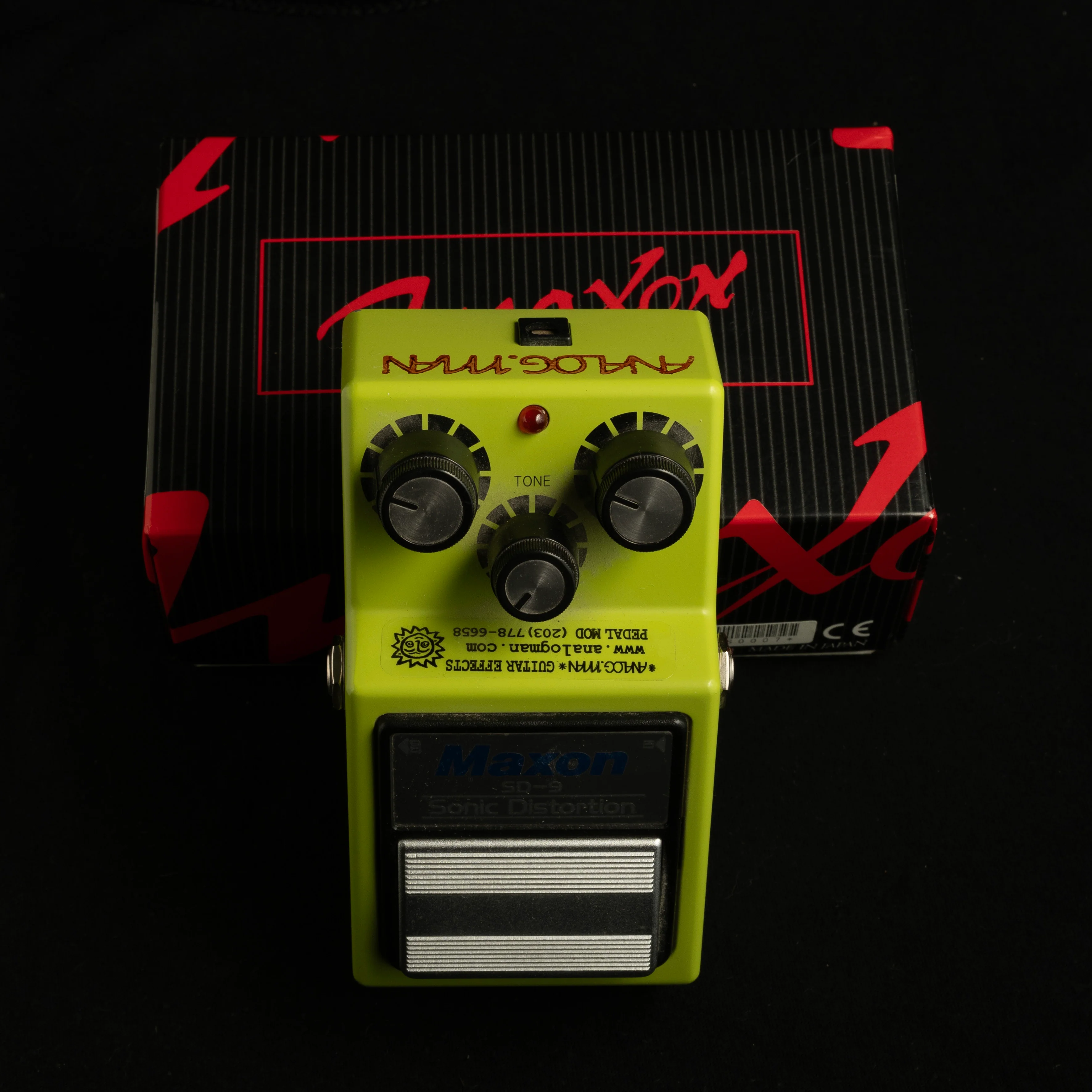 Used Maxon SD-9 Sonic Distortion Pedal with Analogman Mod with Box