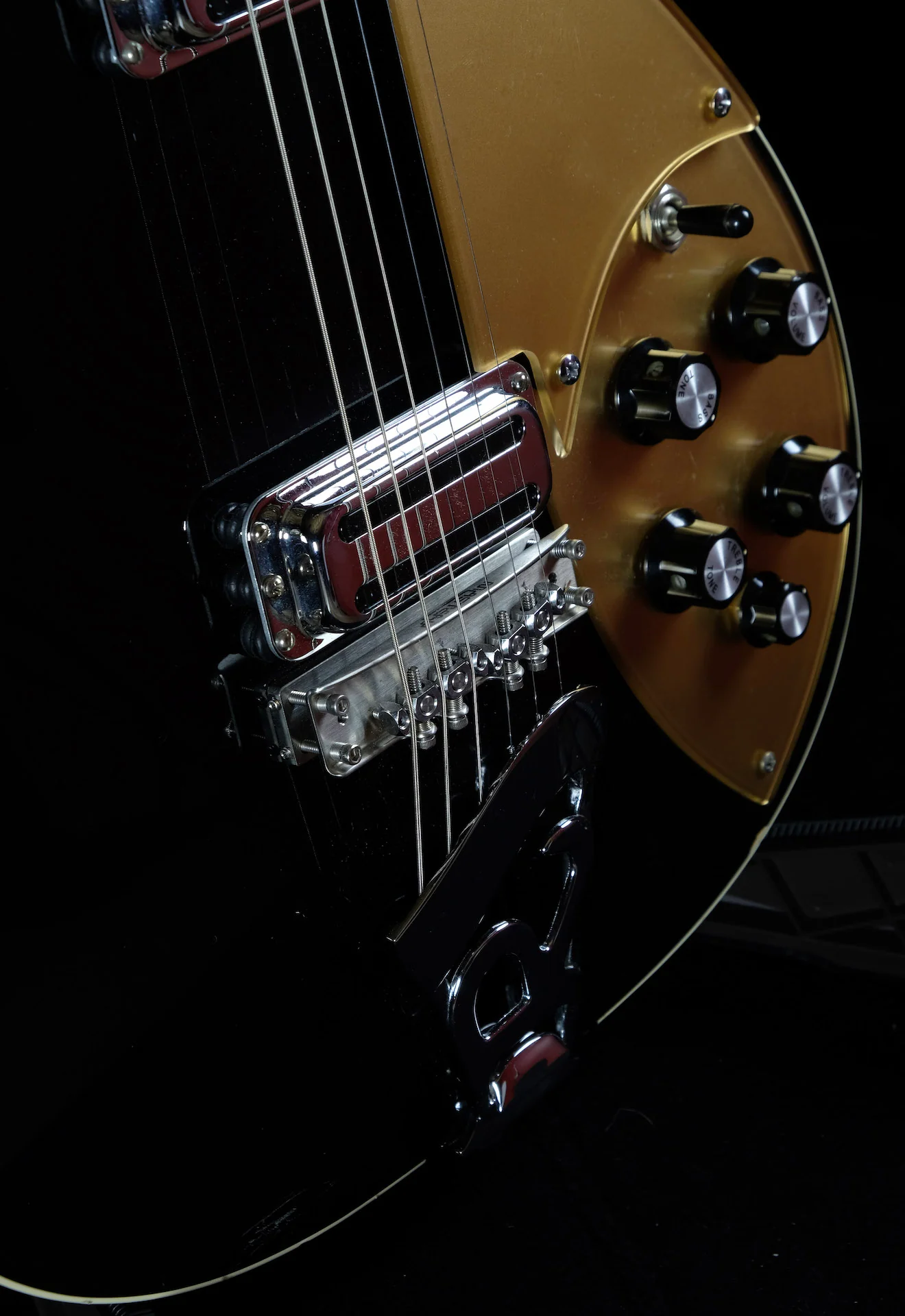 Used '96 Rickenbacker 620JG Jetglo Toaster Top Pickups Gold Guard Mastery Bridge OHSC - Image 6