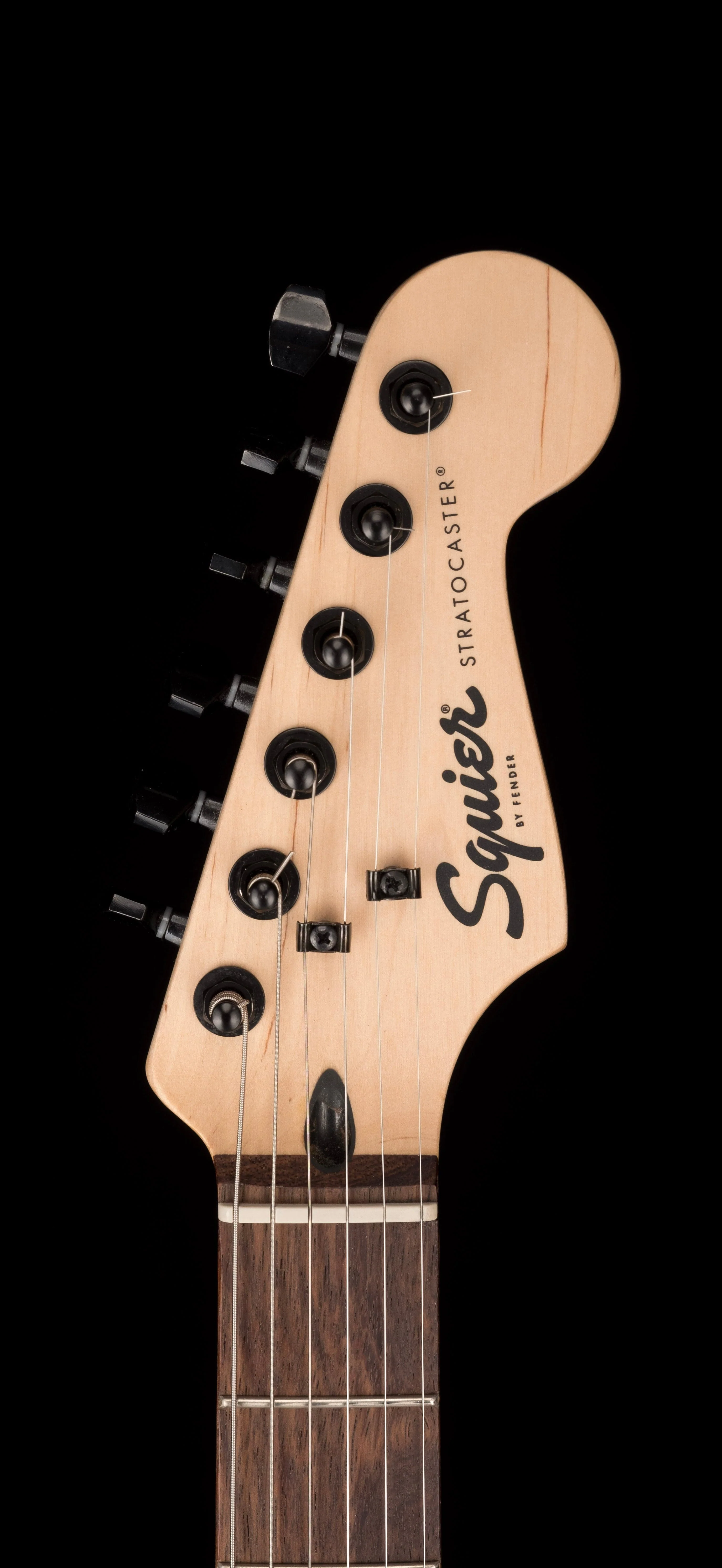 Used Squier Bullet Stratocaster HSS Hardtail 2-Tone Sunburst Electric Guitar - Image 15