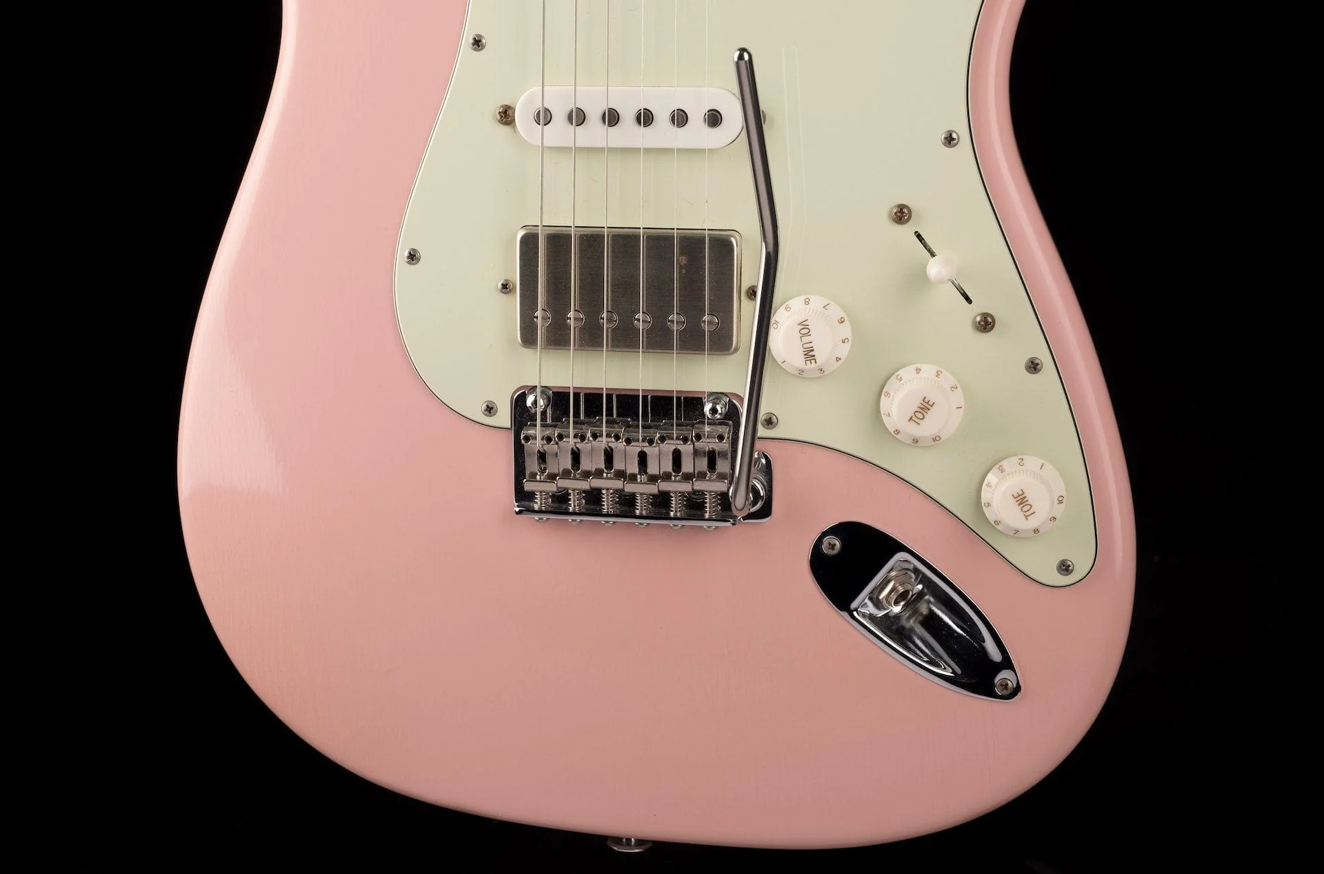 Used Suhr Mateus Asato Signature Classic S Antique HSS Shell Pink with OHSC - Image 5