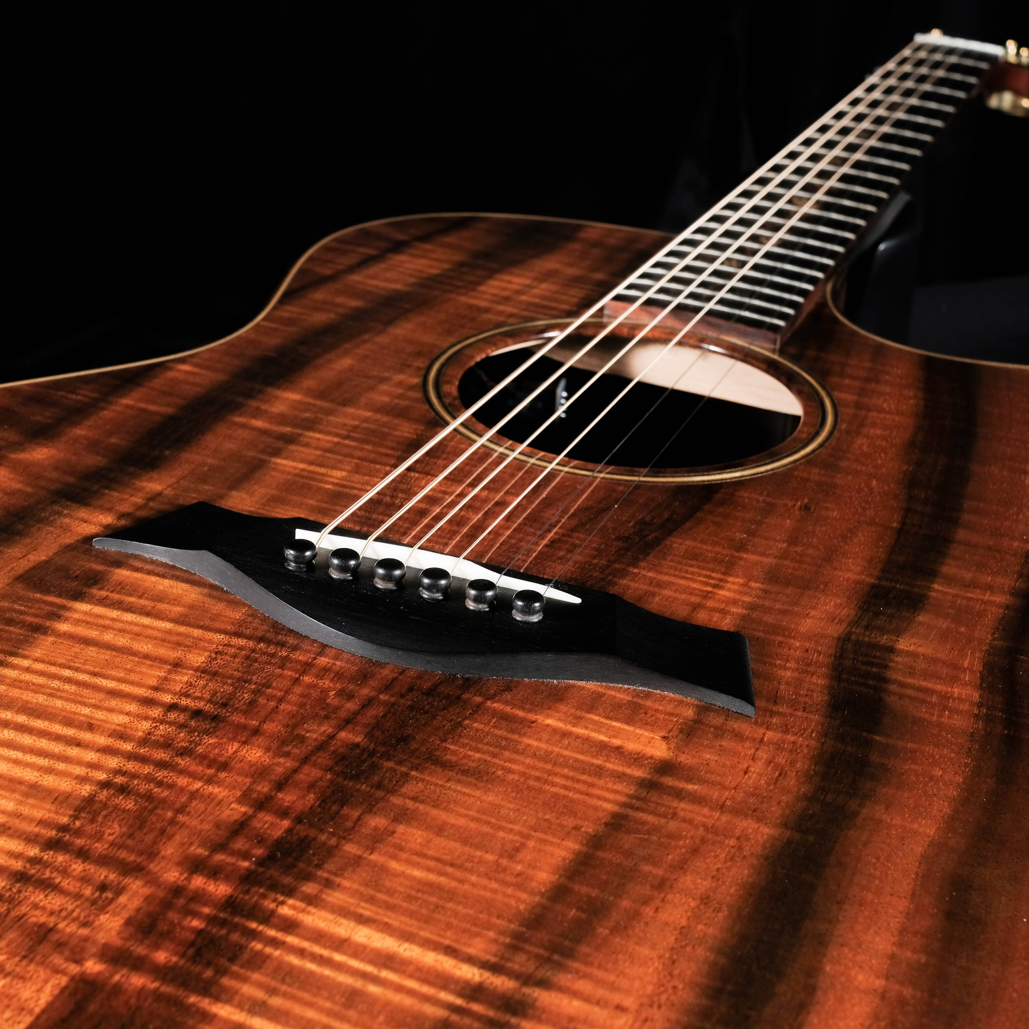 Pre Owned Taylor K26CE All Koa Acoustic Electric Cutaway Guitar With OHSC - Image 4