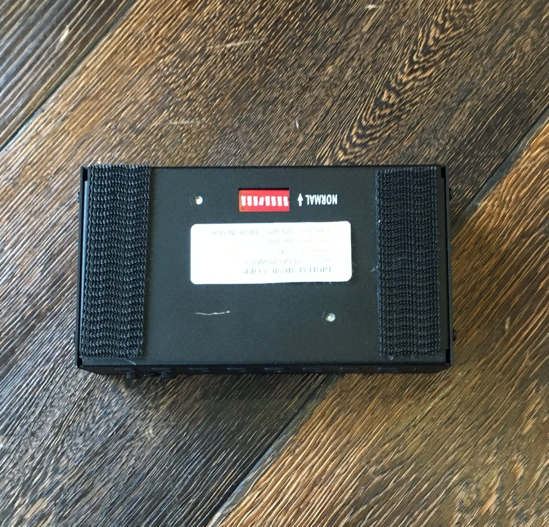 Used Voodoo Lab Pedal Power 2 Power Supply - Image 4