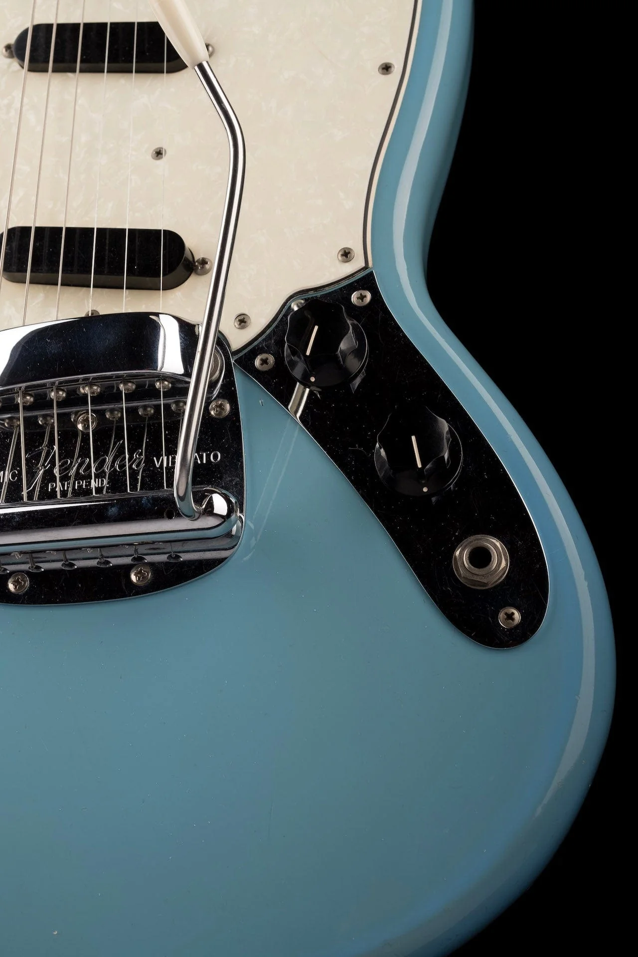 Vintage 1966 Fender Mustang 22.5" Scale Daphne Blue Refinished with OHSC - Image 8