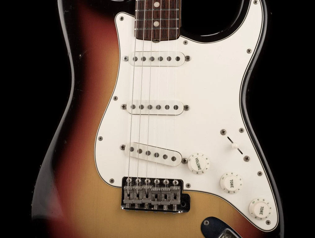 Vintage 1966 Fender Stratocaster 3-Tone Sunburst with OHSC - Image 5