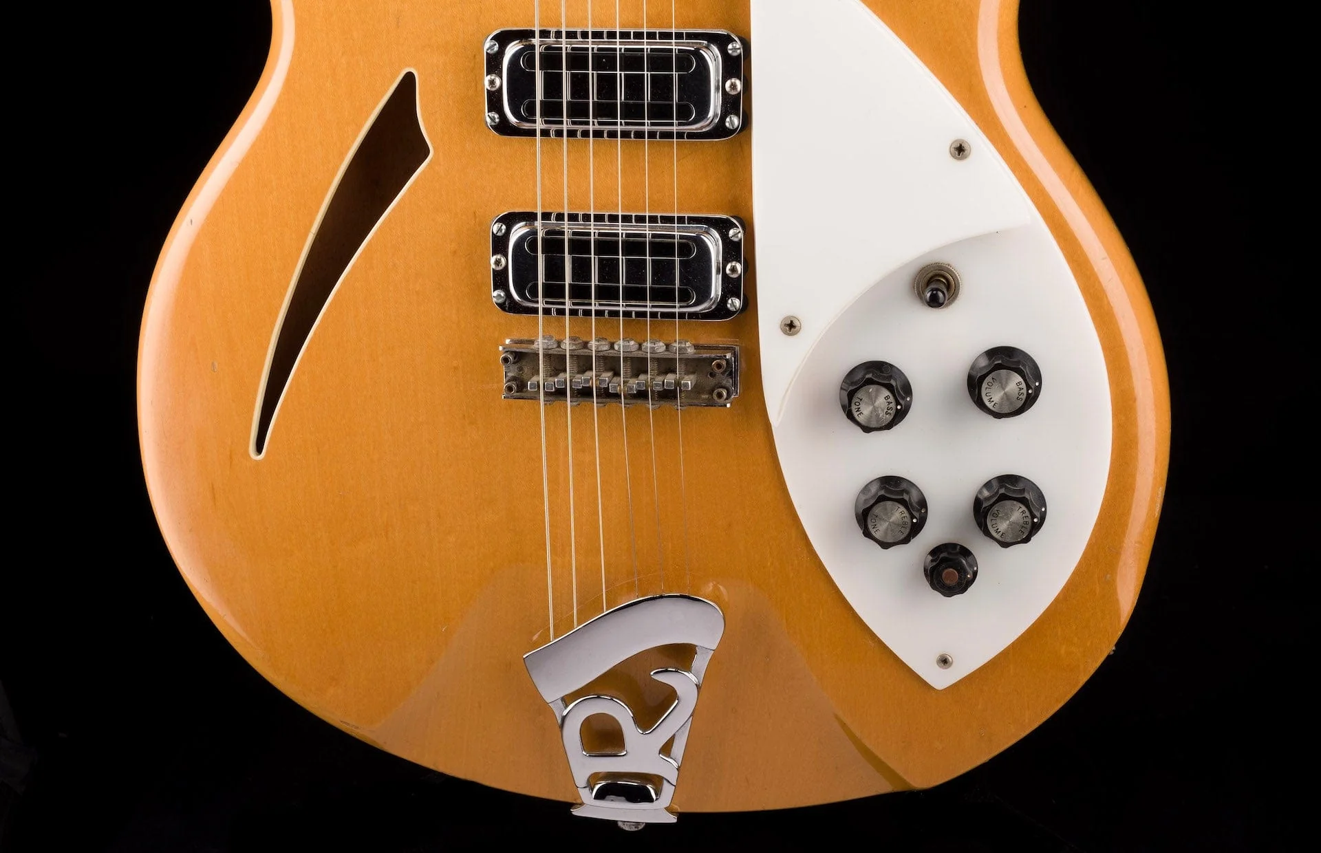Vintage 1968 Rickenbacker 370/6 Maple Glo With New Silver Vintage-Style HSC - Image 5