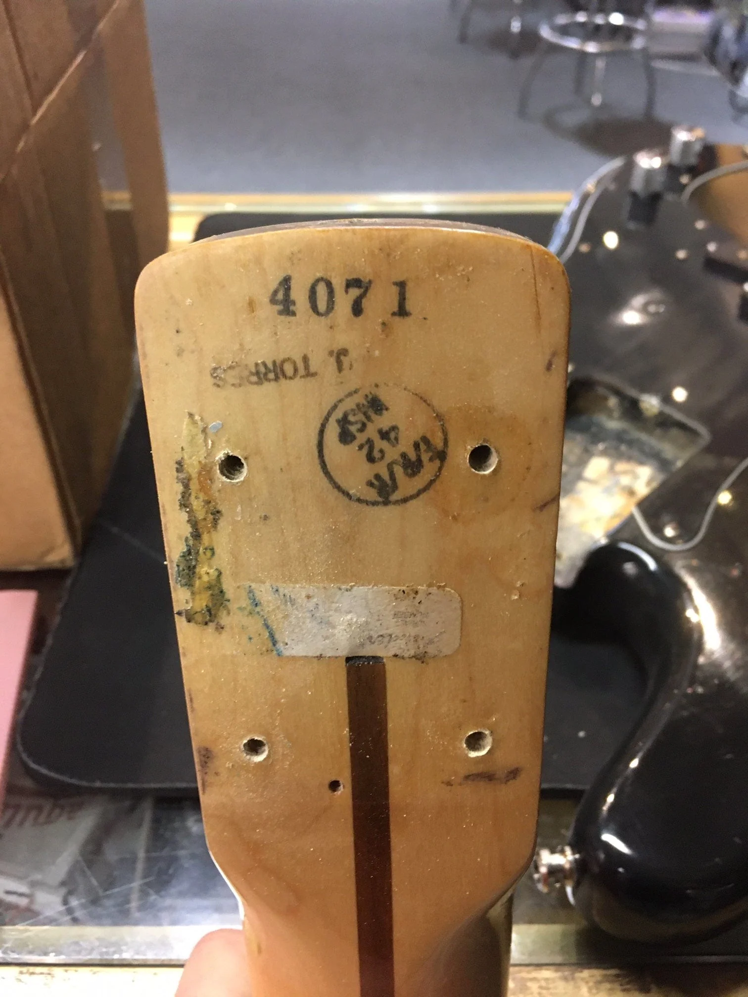 Vintage 1977 Fender Precision Bass Maple Neck Black With OHSC - Image 17