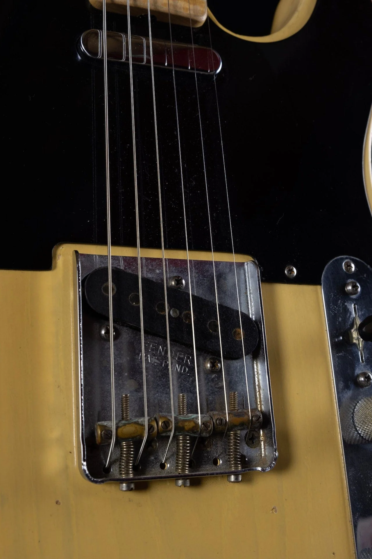 Vintage '96 Fender Custom Shop Vince Cunetto Era Relic Nocaster Blonde W/ OHSC - Image 10