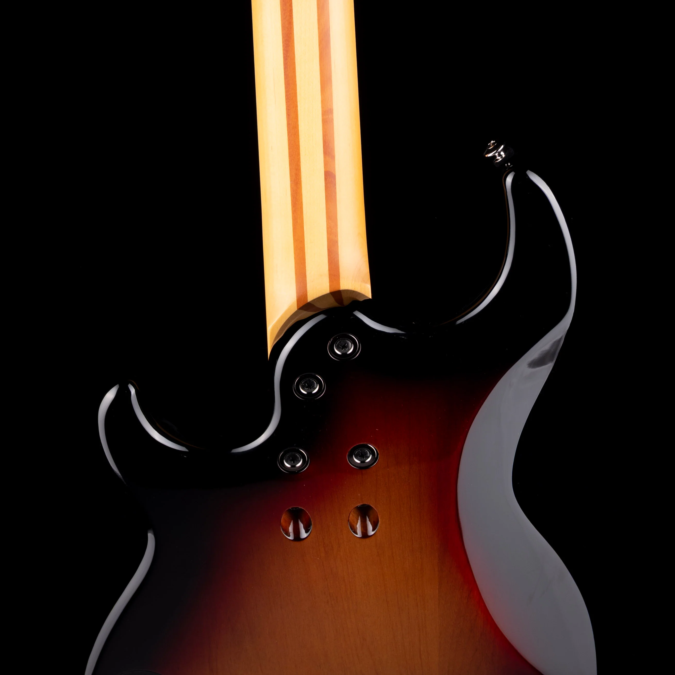 Yamaha BBP34 4-String Bass Vintage Sunburst with Case - Made in Japan - Image 11