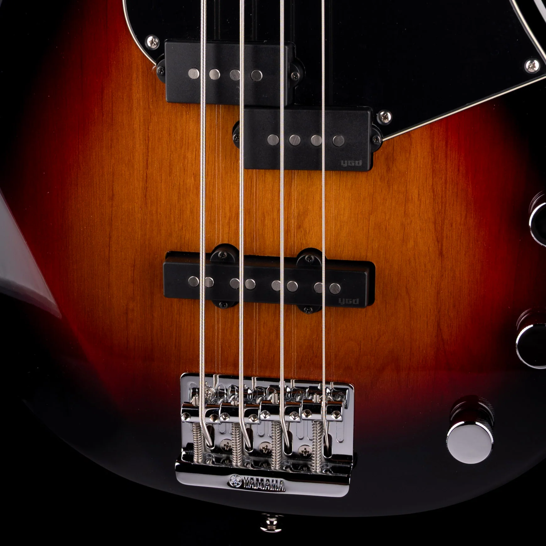 Yamaha BBP34 4-String Bass Vintage Sunburst with Case - Made in Japan - Image 4